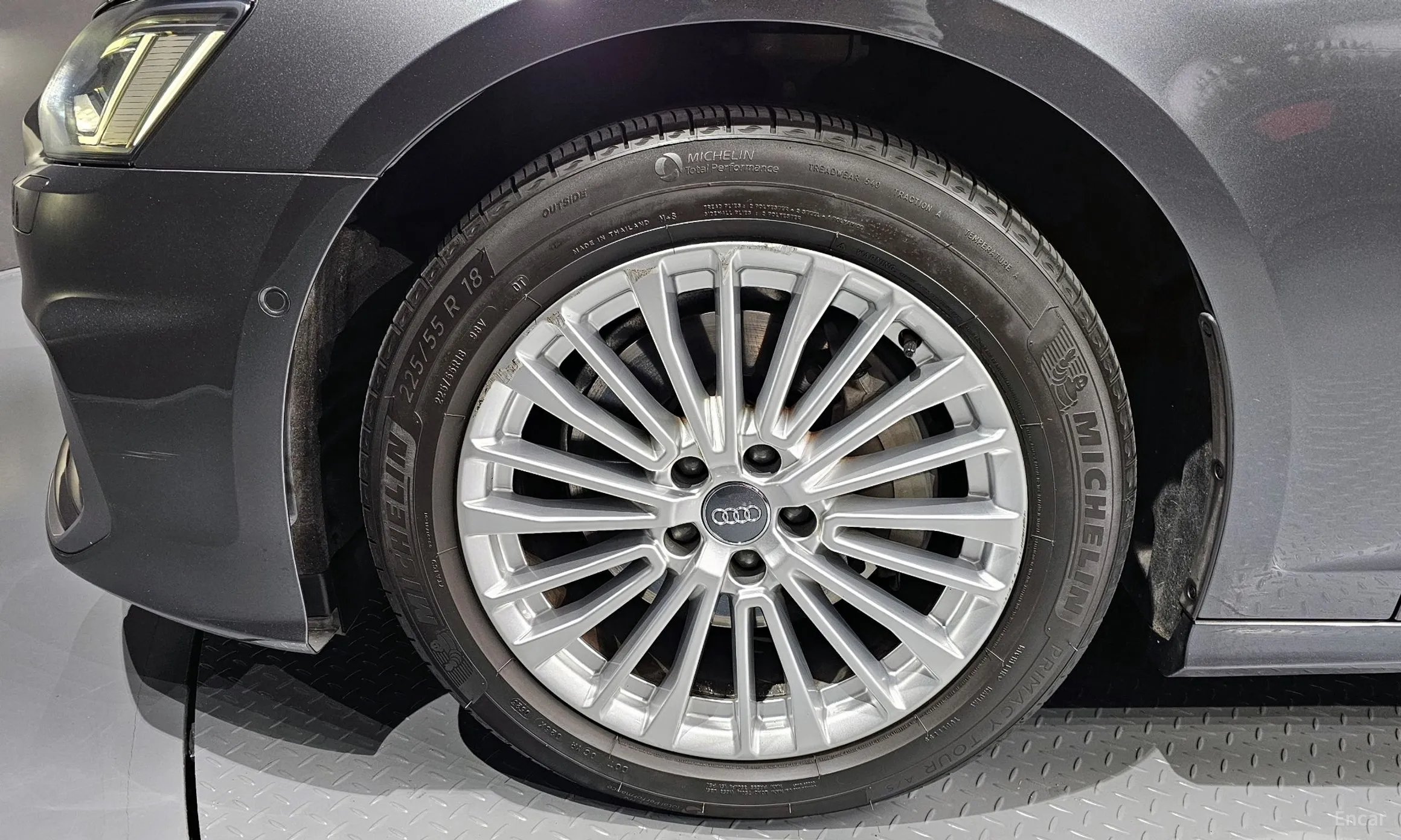 Audi A6 (C8) превью 5