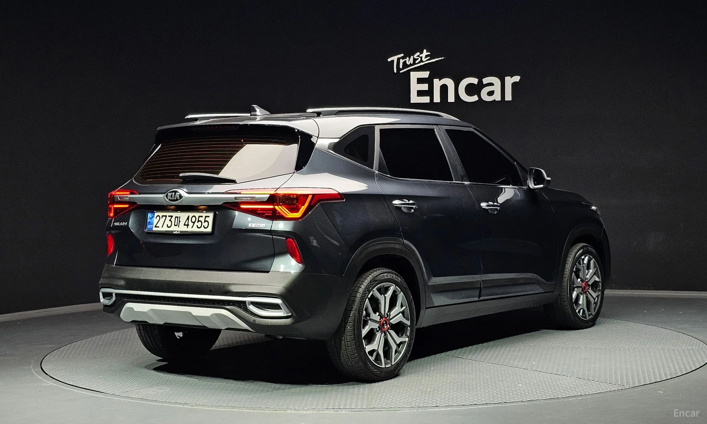 Kia Seltos превью 2