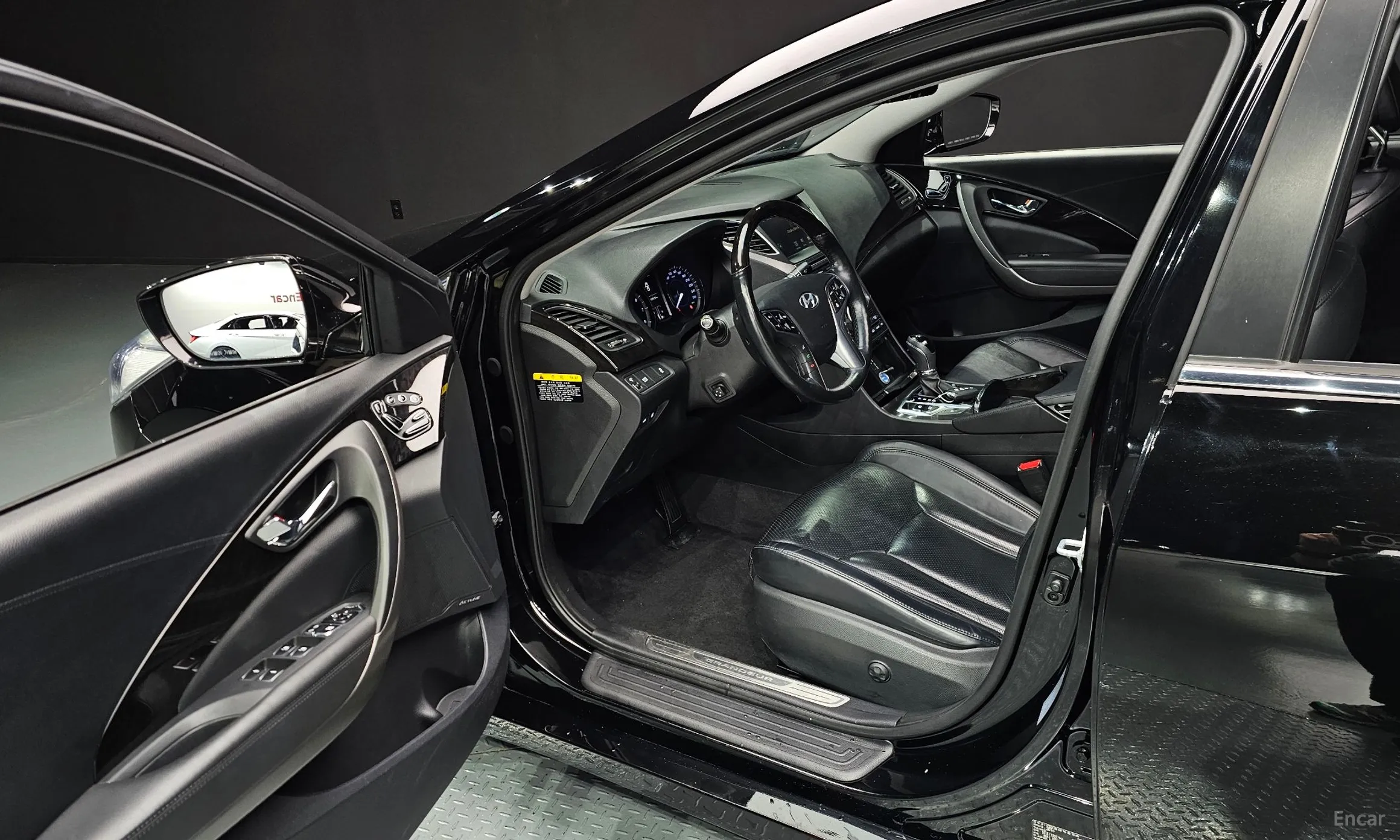 Hyundai Grandeur HG превью 11