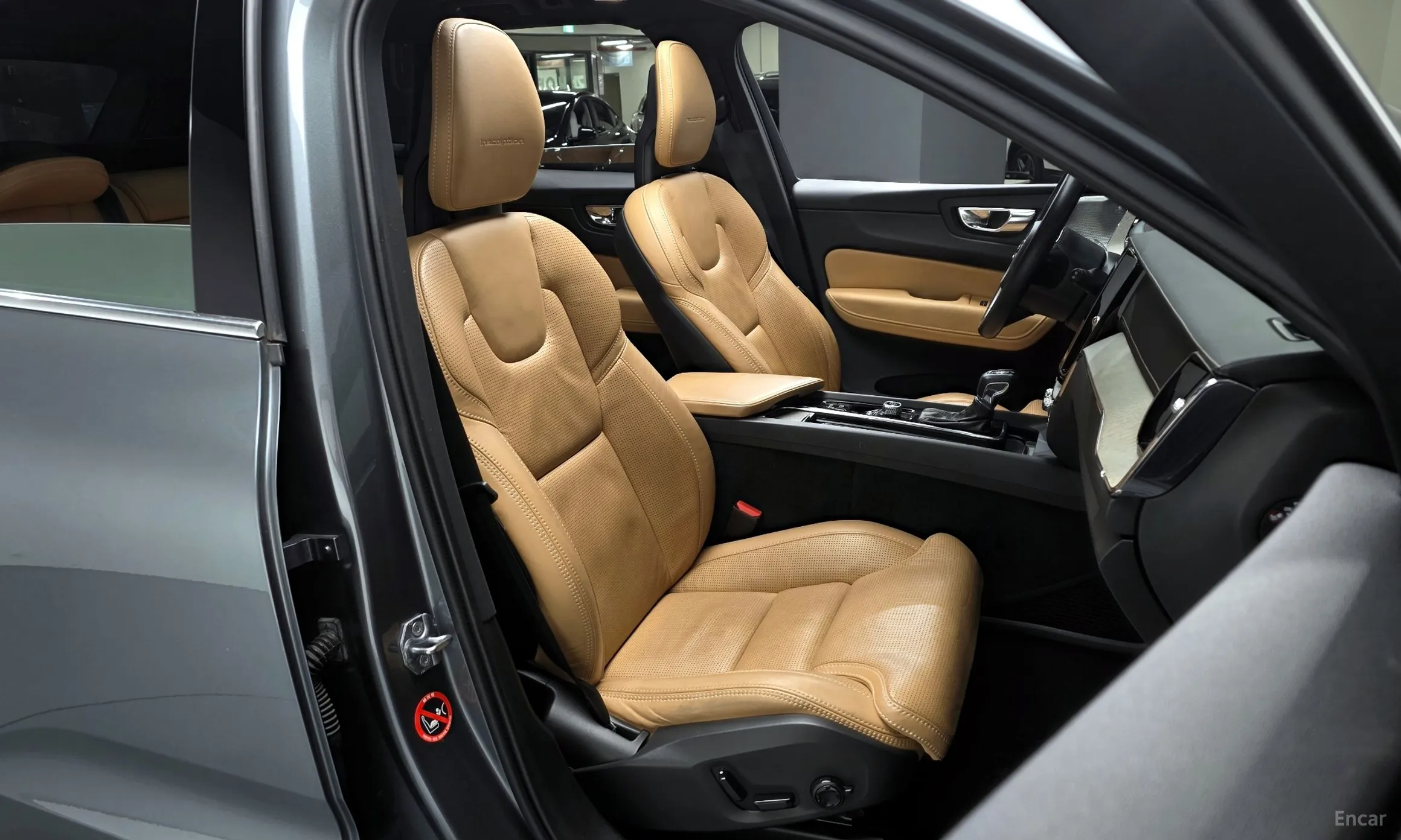 Volvo XC60 Gen 2 превью 10