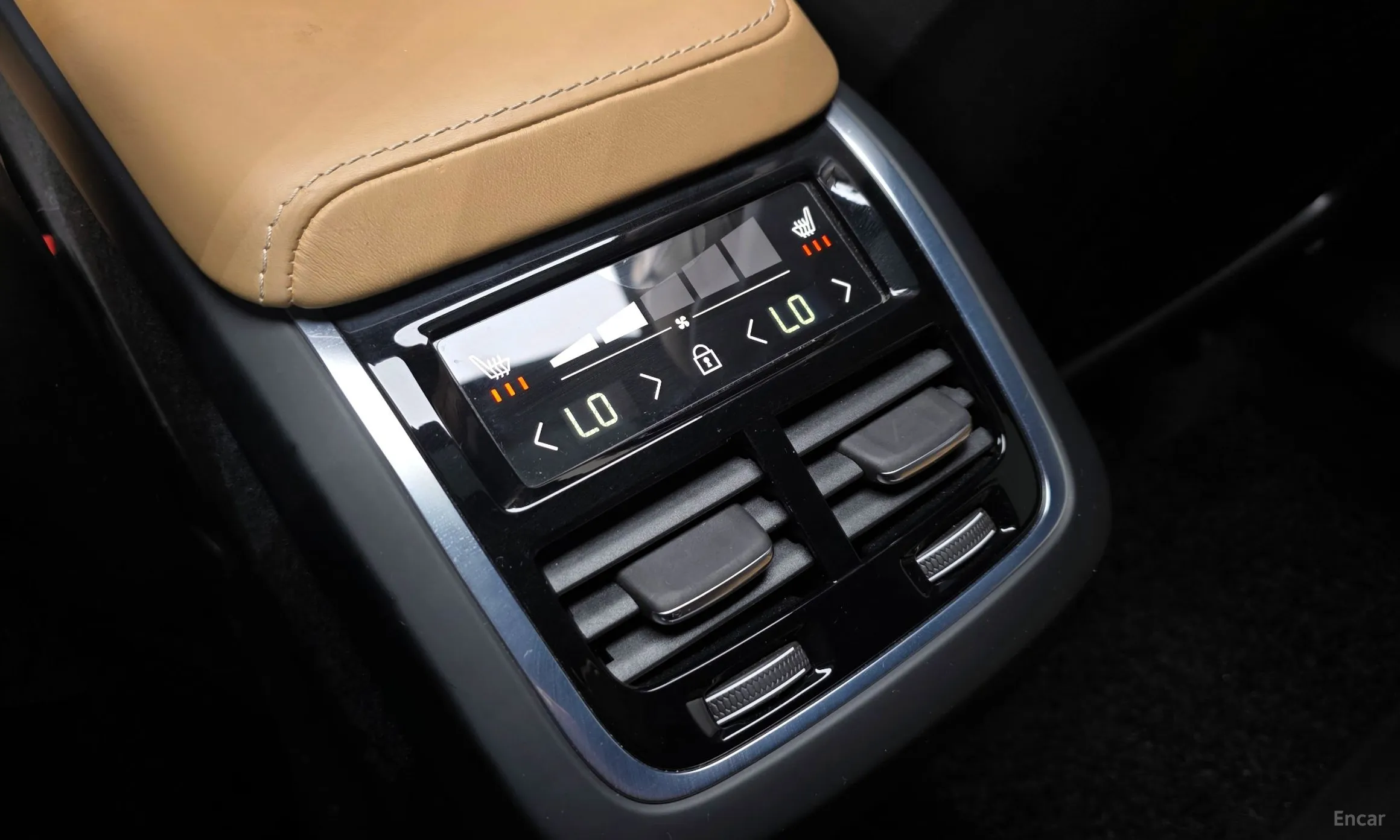 Volvo XC60 Gen 2 превью 19