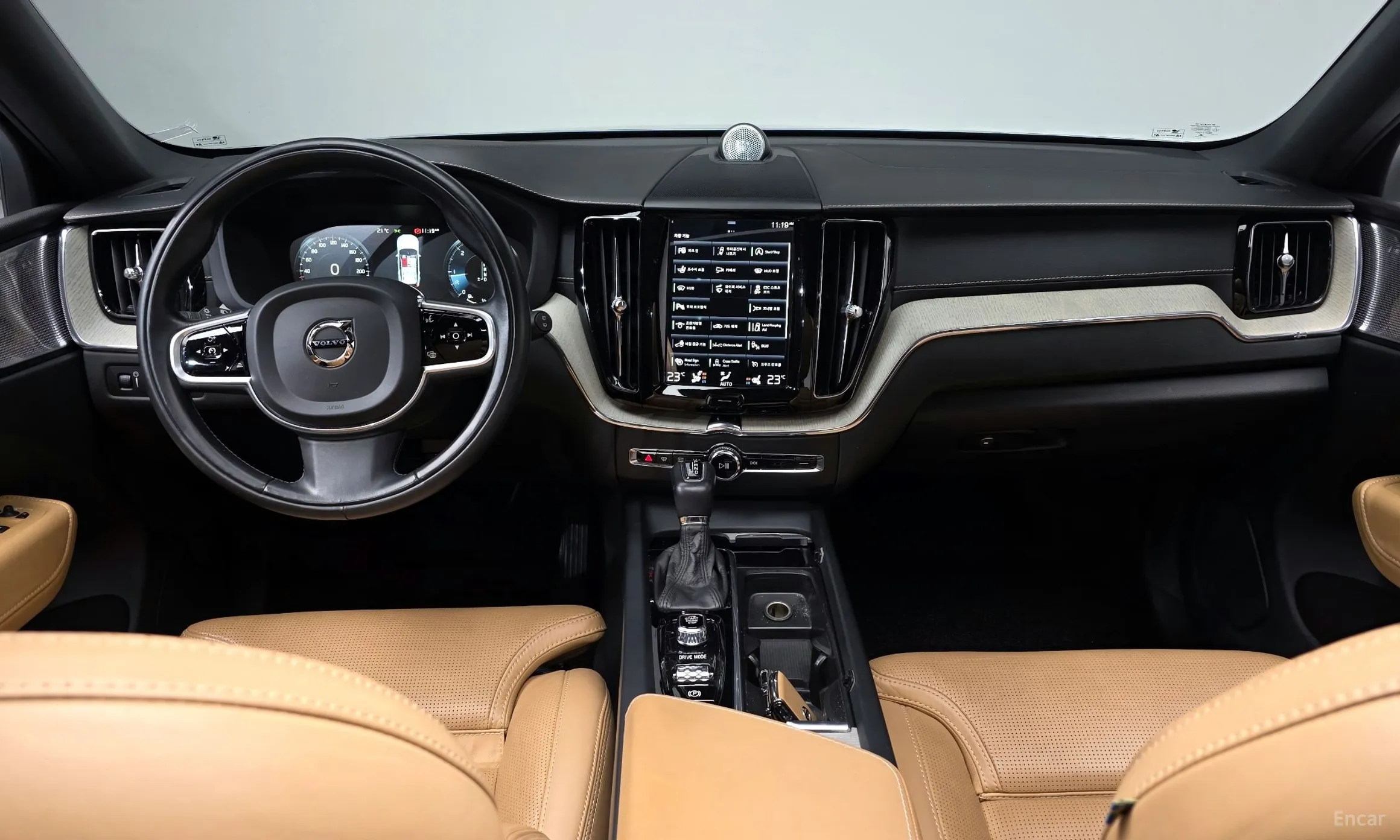 Volvo XC60 Gen 2 превью 7