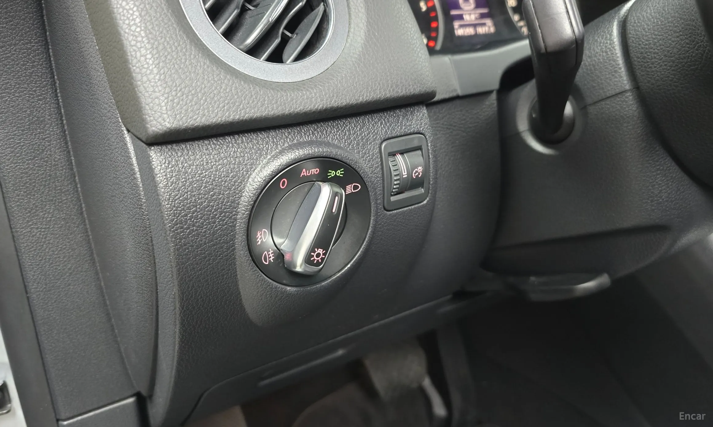 Volkswagen New Tiguan превью 18