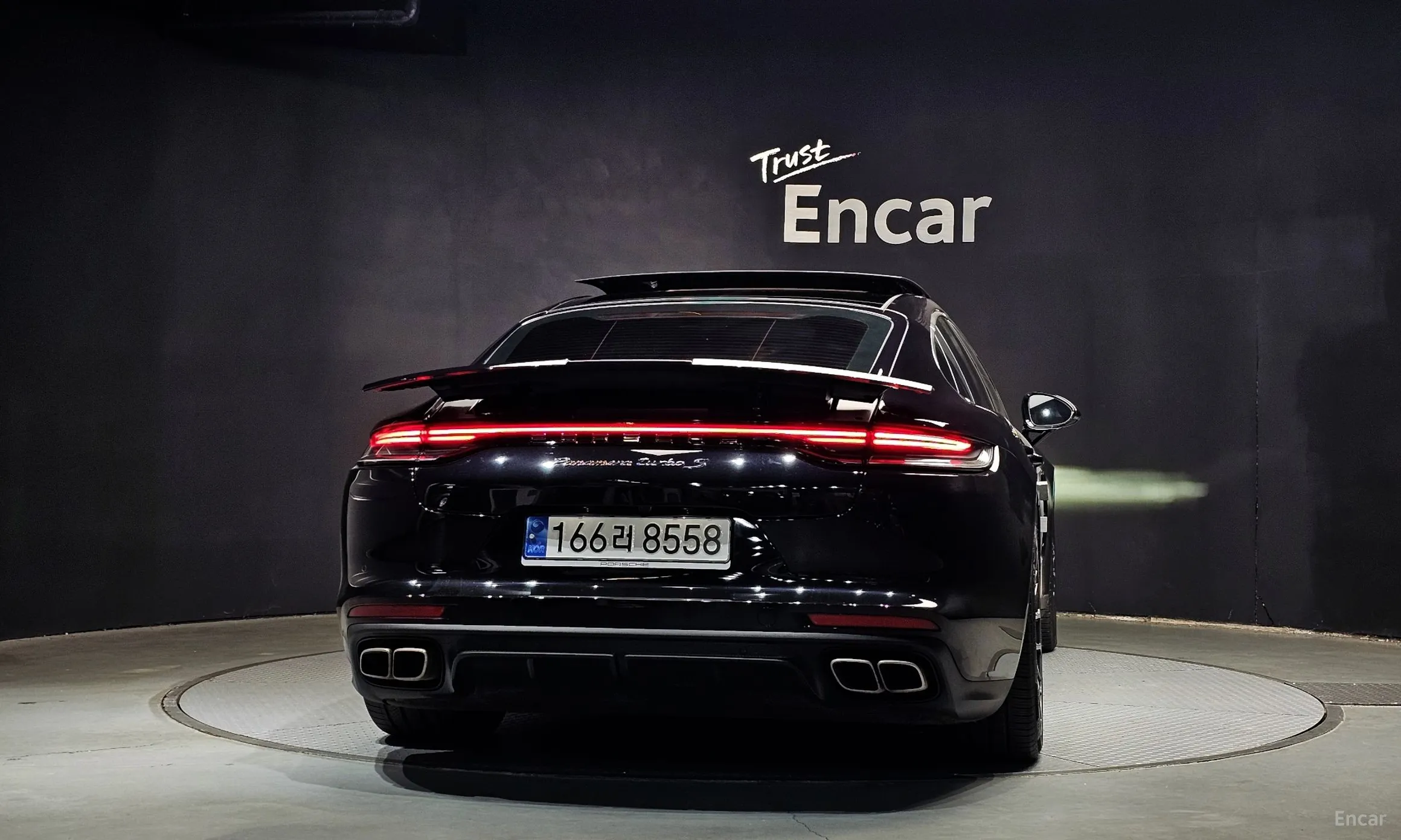 Porsche Panamera (971) превью 4