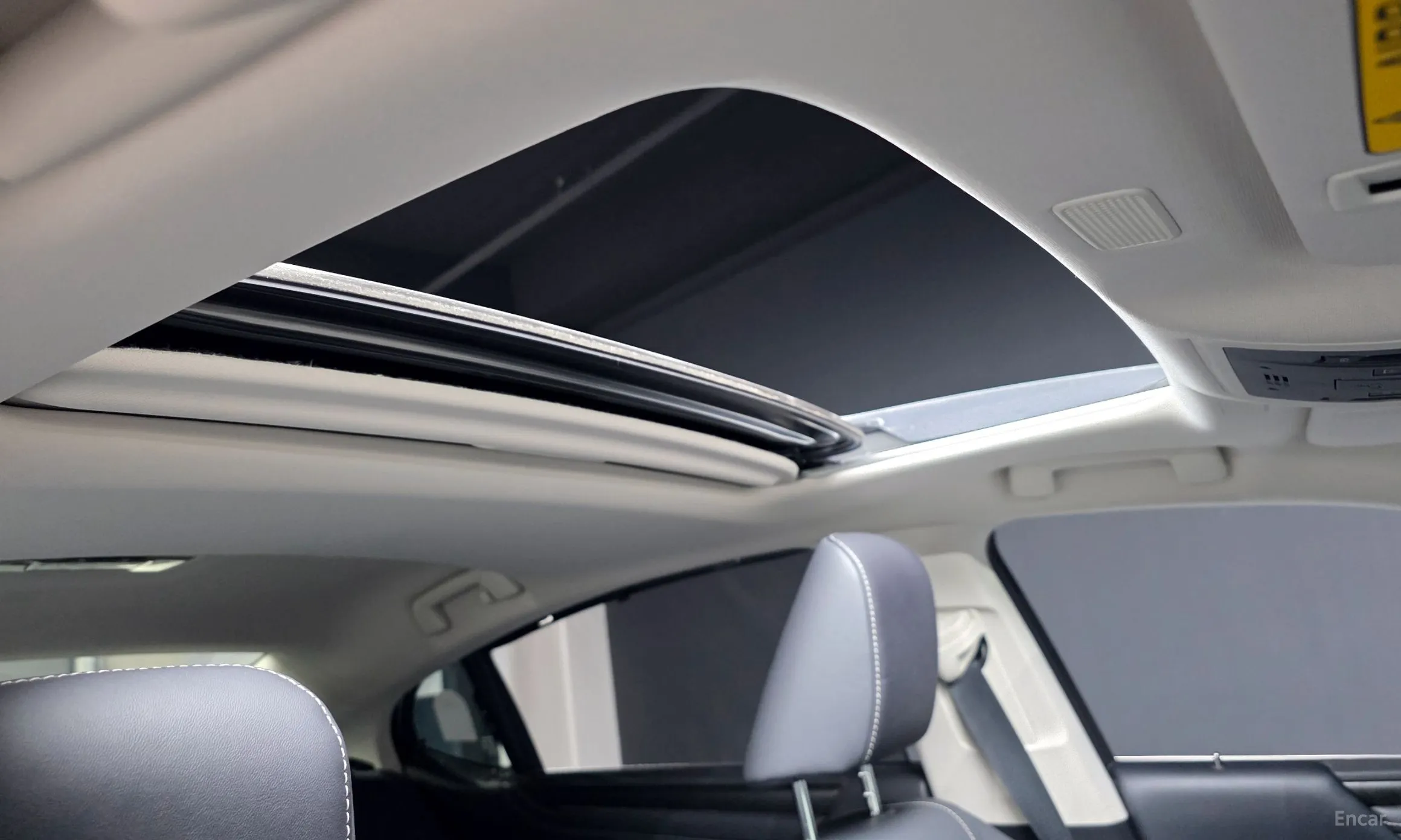 Lexus ES300h 7th Generation превью 18