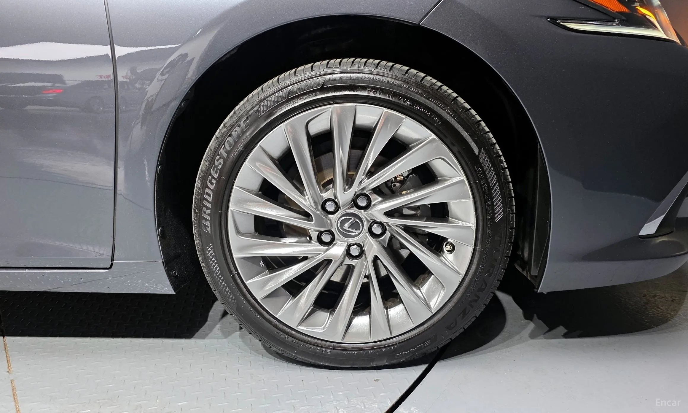 Lexus ES300h 7th Generation превью 5