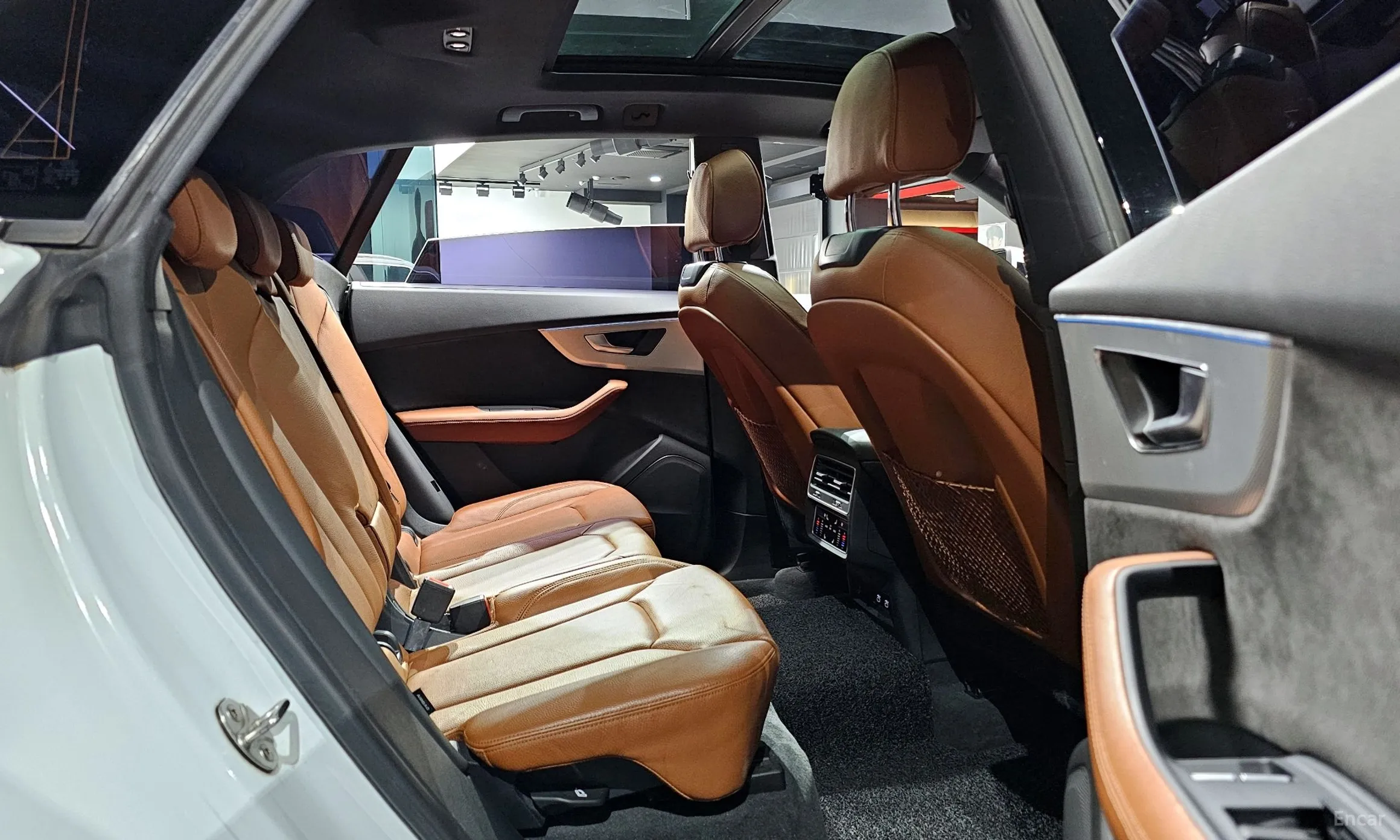 Audi Q8 (4M) превью 12