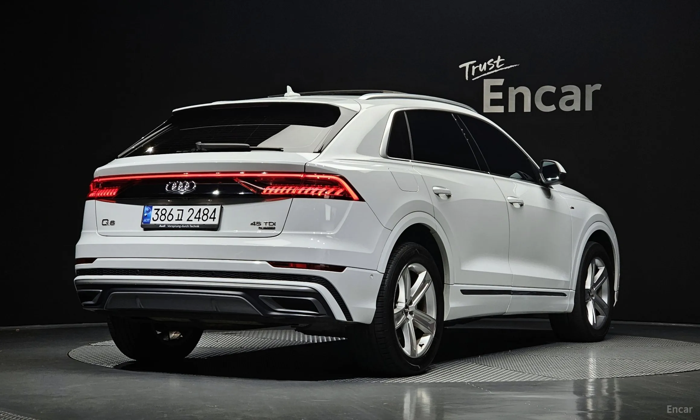 Audi Q8 (4M)