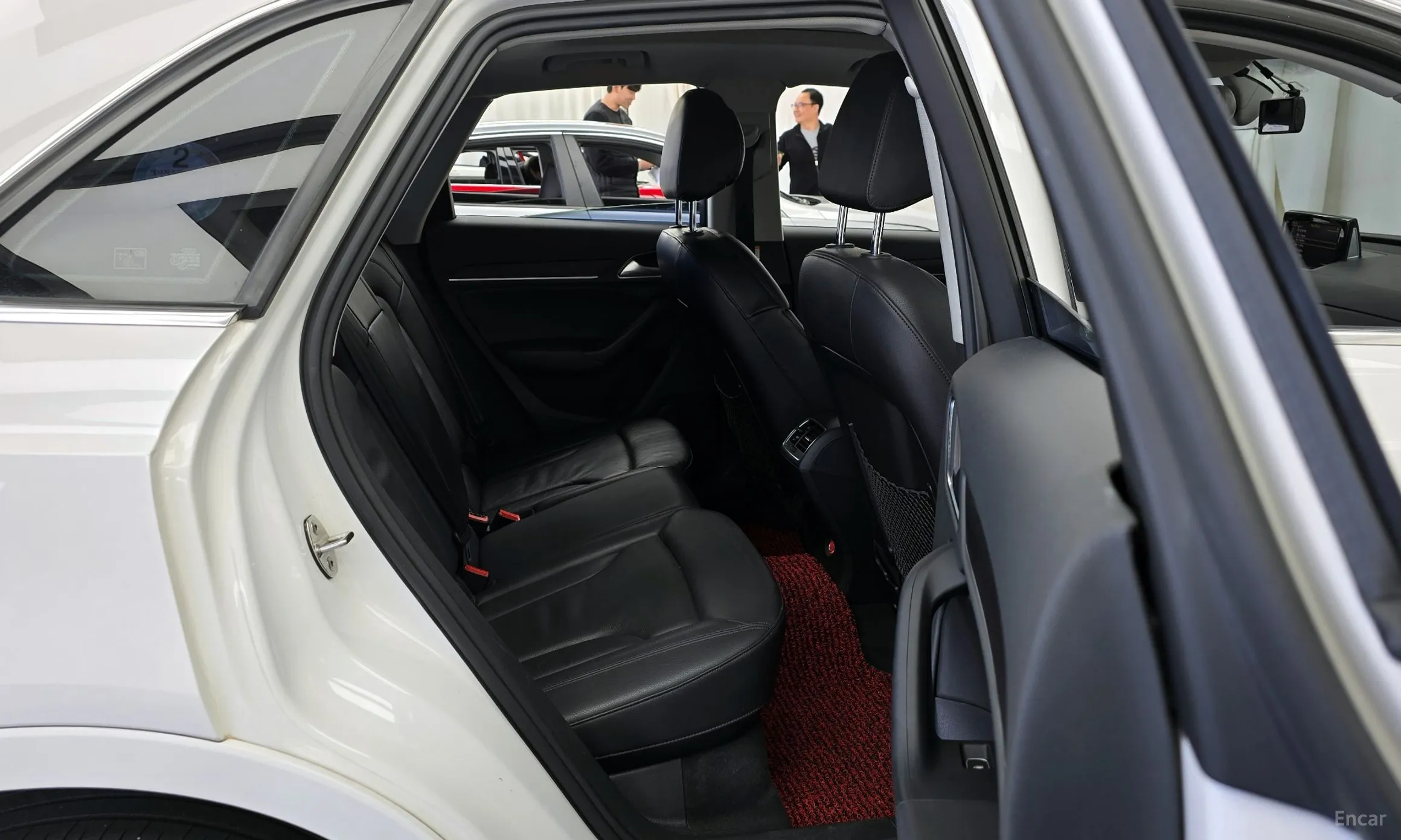 Audi Q3 превью 12