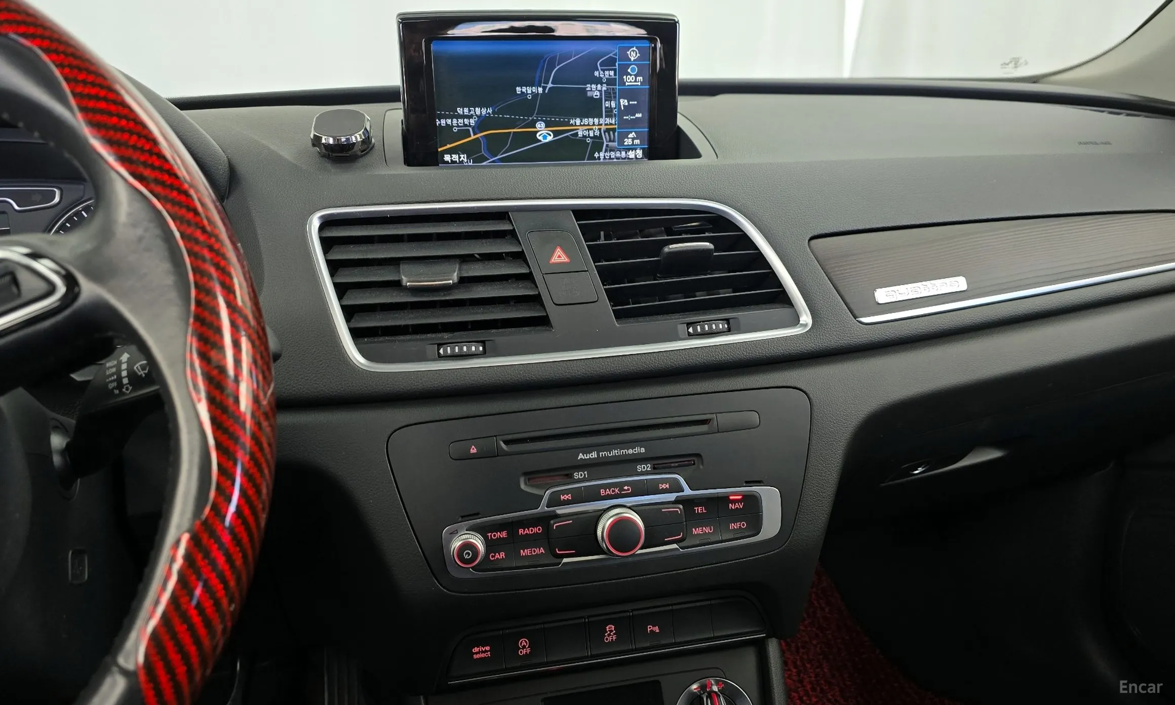 Audi Q3 превью 14