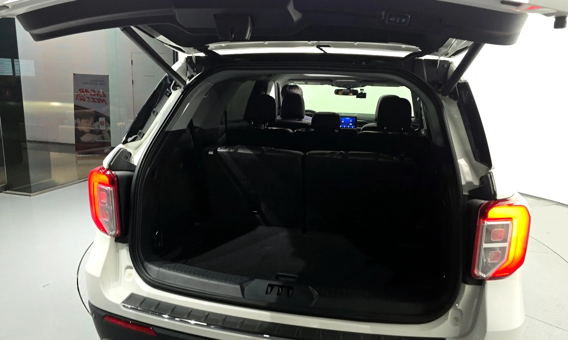 Ford Explorer 6th Generation превью 20