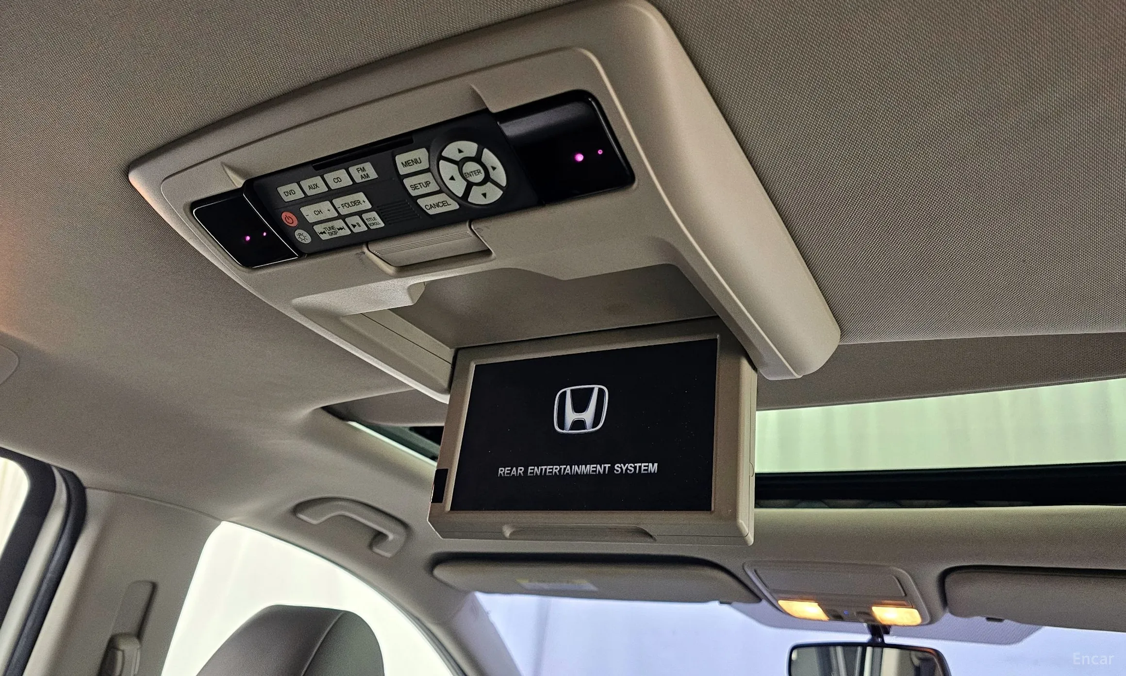 Honda Odyssey превью 18
