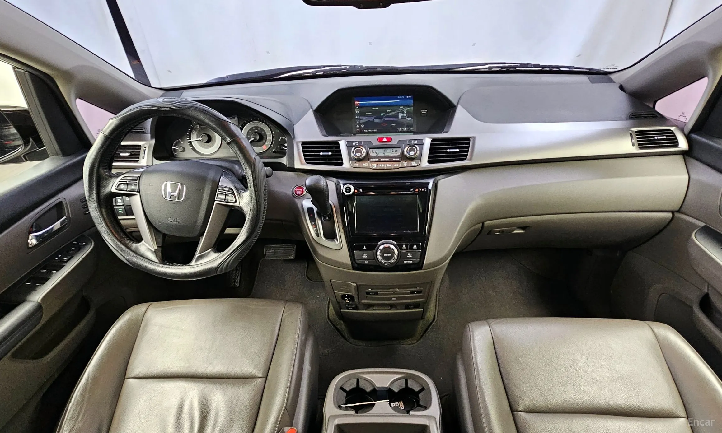 Honda Odyssey превью 7