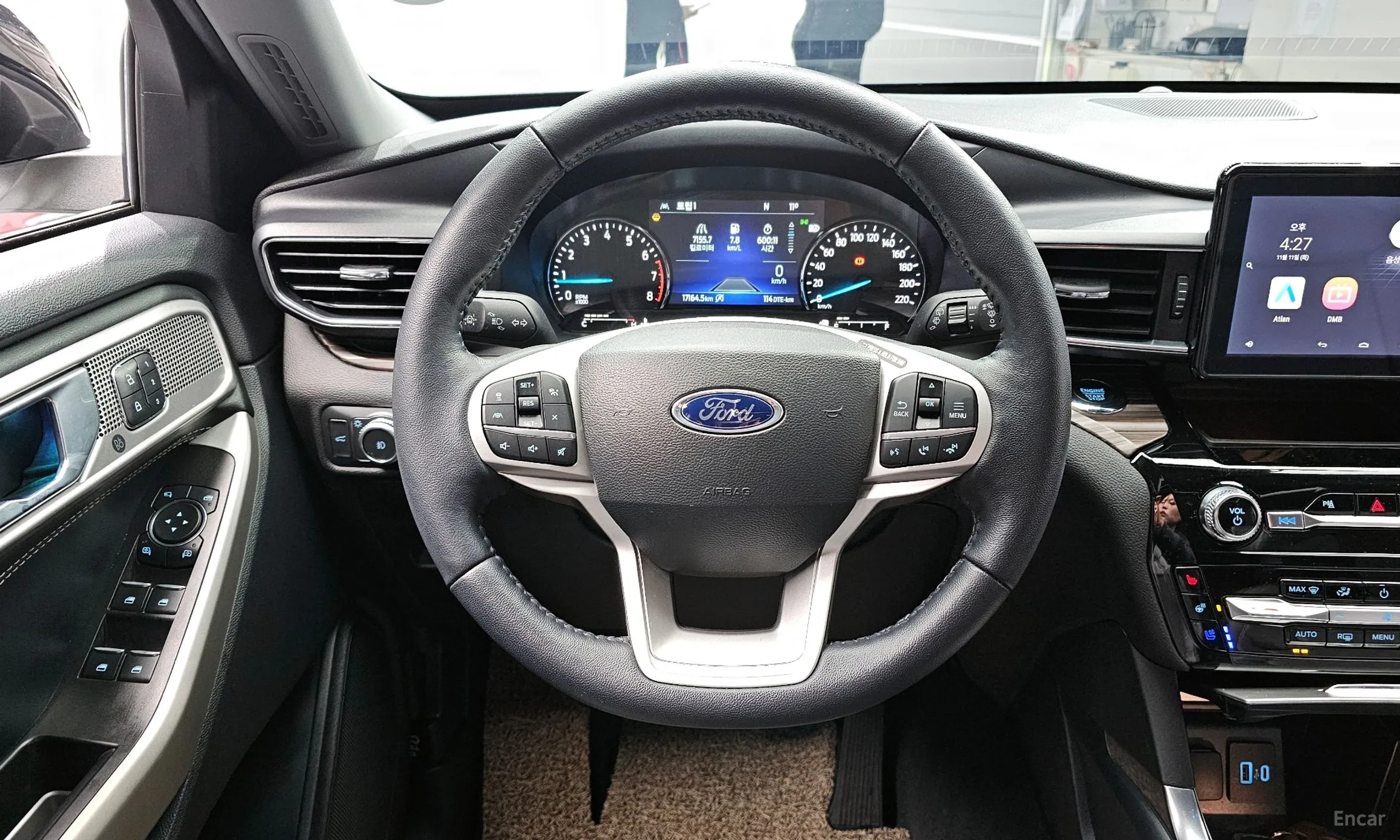 Ford Explorer 6th Generation превью 13