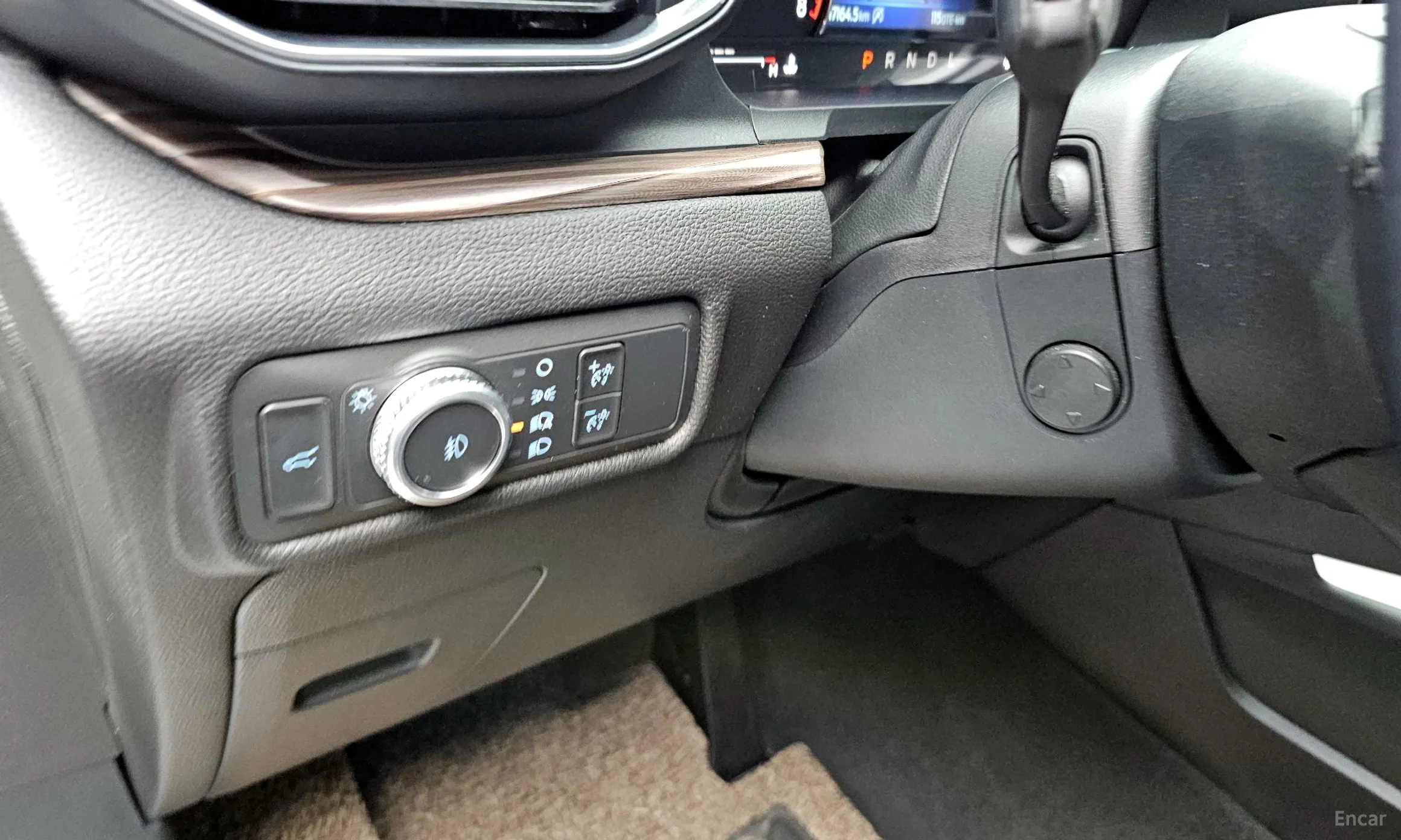 Ford Explorer 6th Generation превью 14