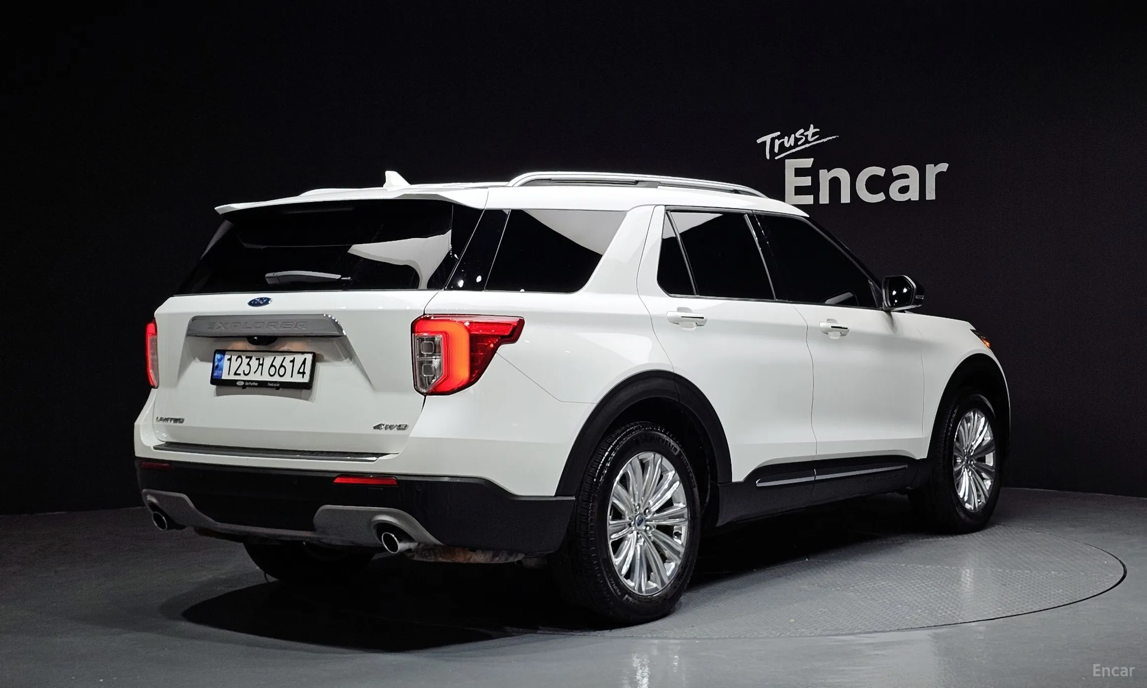Ford Explorer 6th Generation превью 2