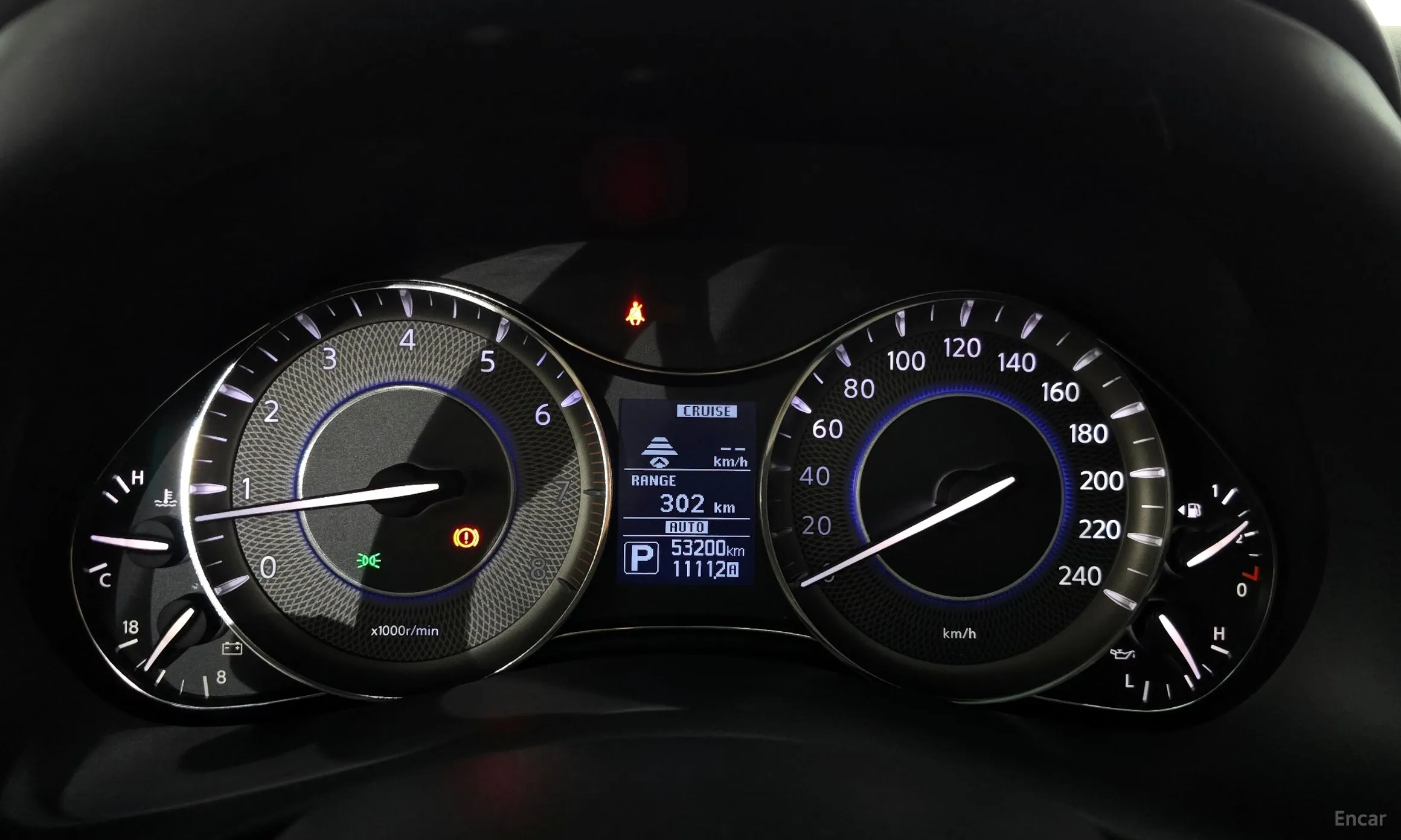 Infiniti QX80 превью 8