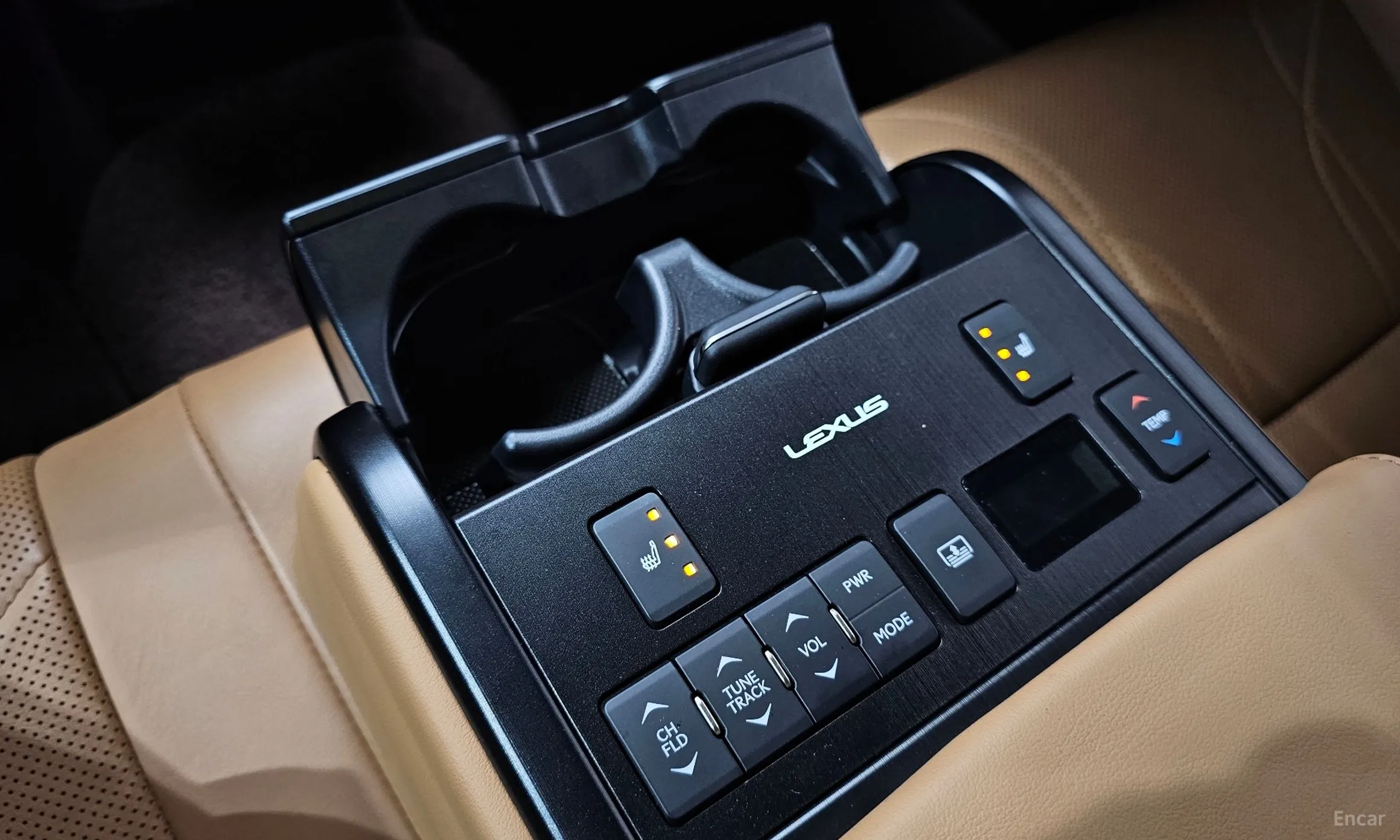 Lexus ES300h 7th Generation превью 17