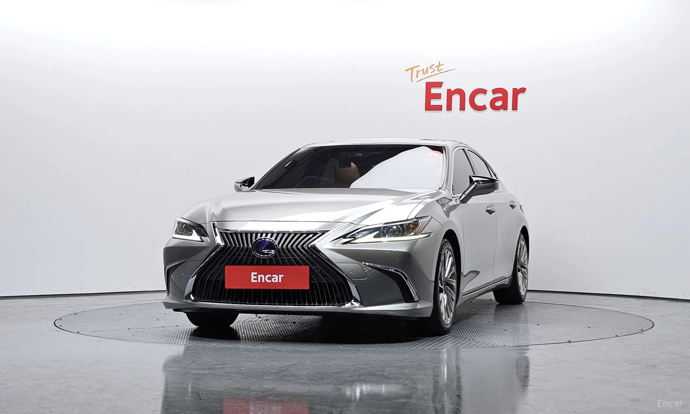 Lexus ES300h 7th Generation превью 3