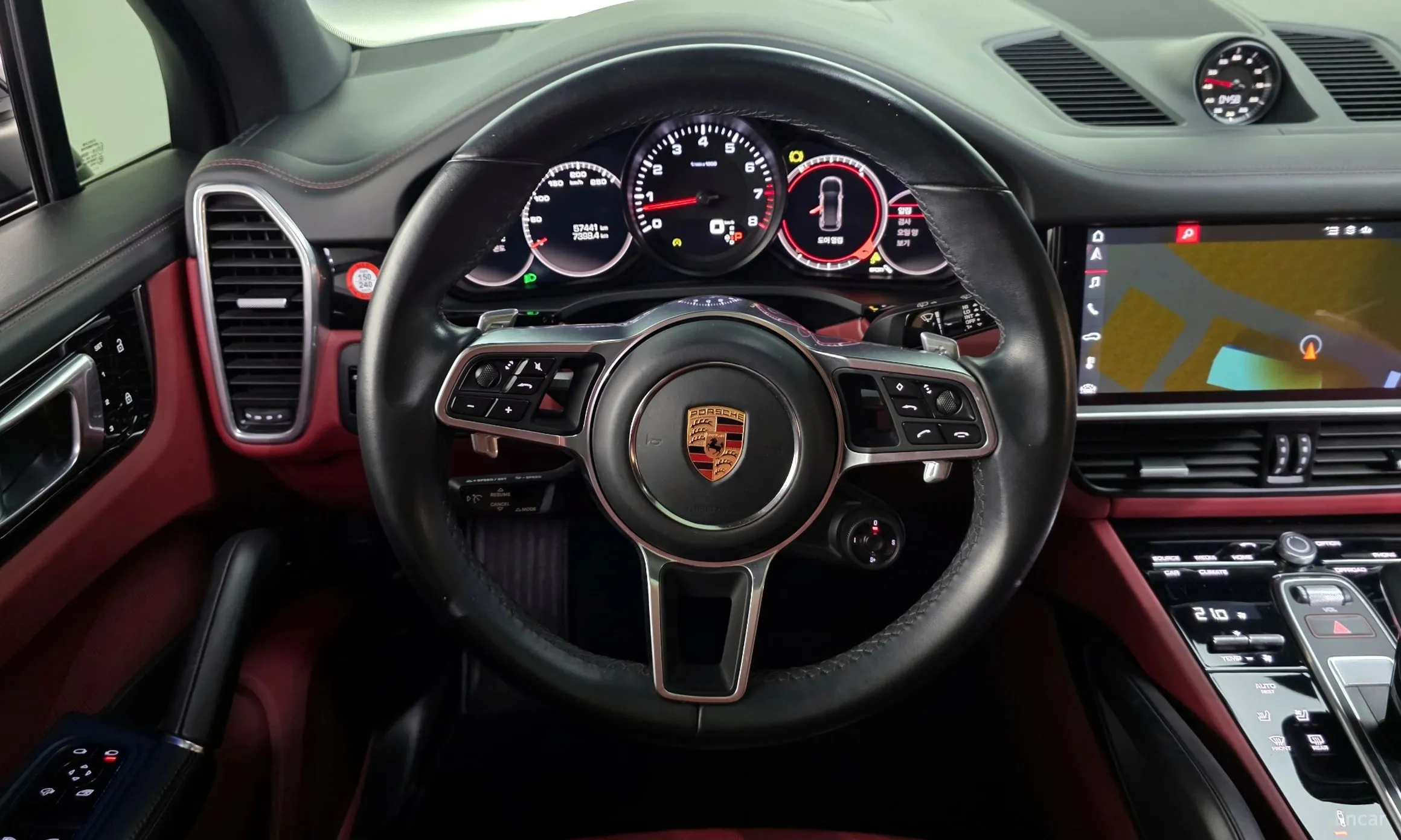 Porsche Cayenne (PO536) превью 13