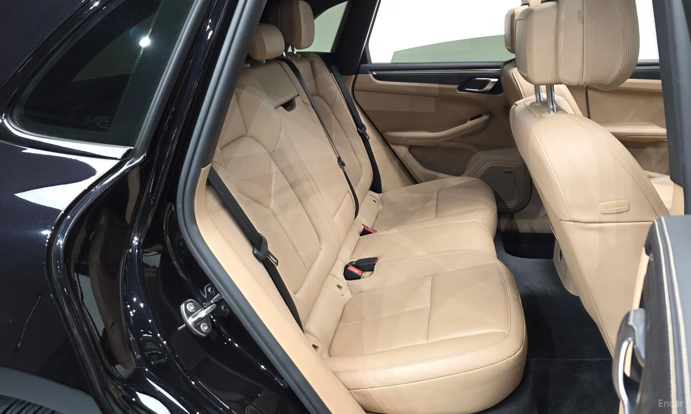 Porsche Macan превью 11