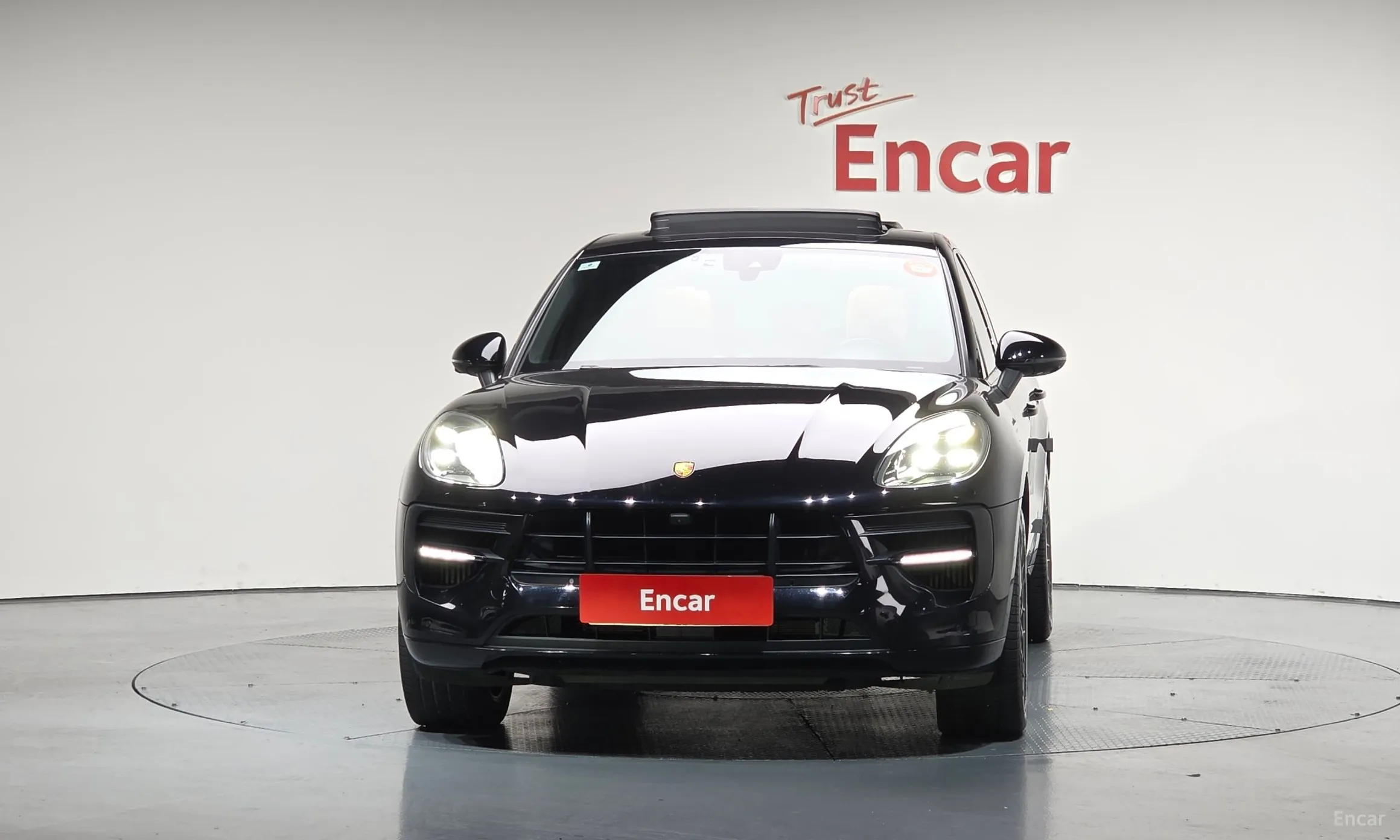 Porsche Macan превью 3
