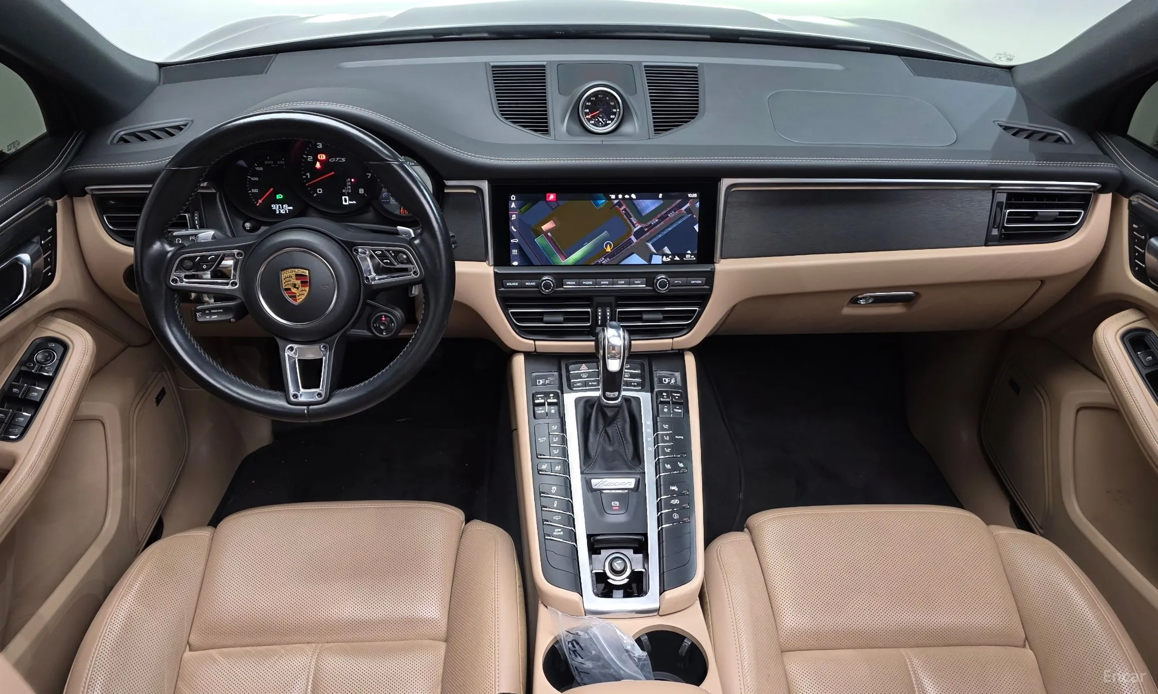 Porsche Macan превью 7