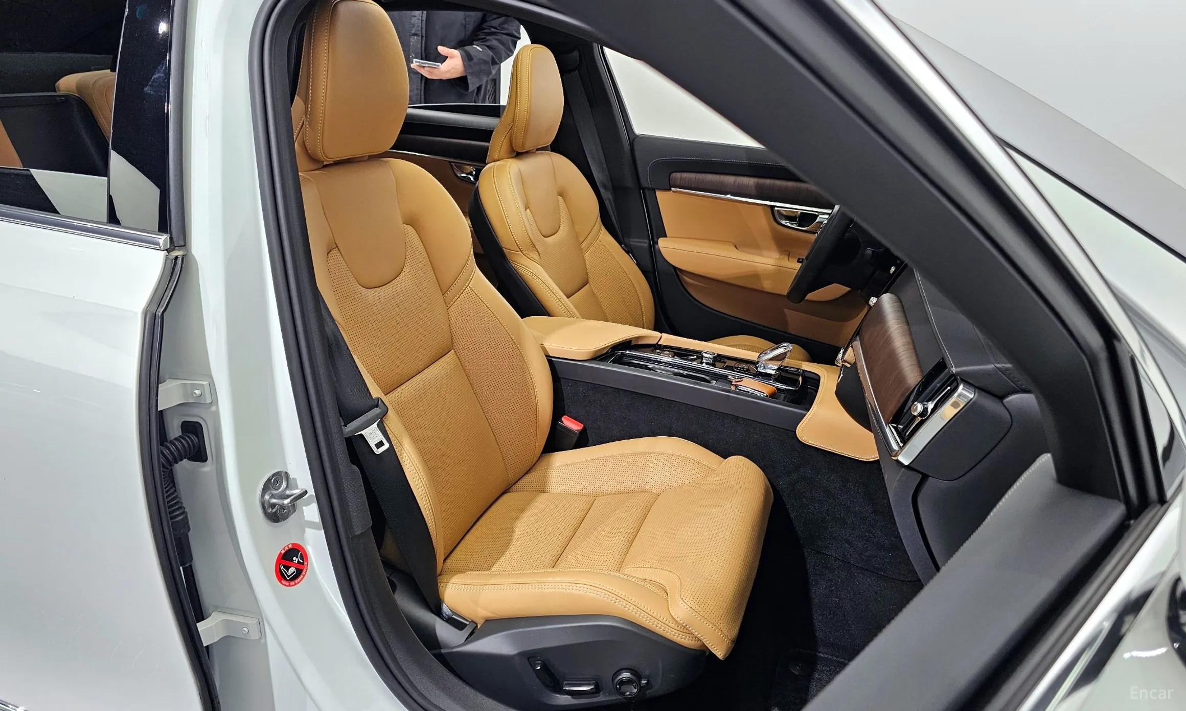 Volvo S90 превью 12