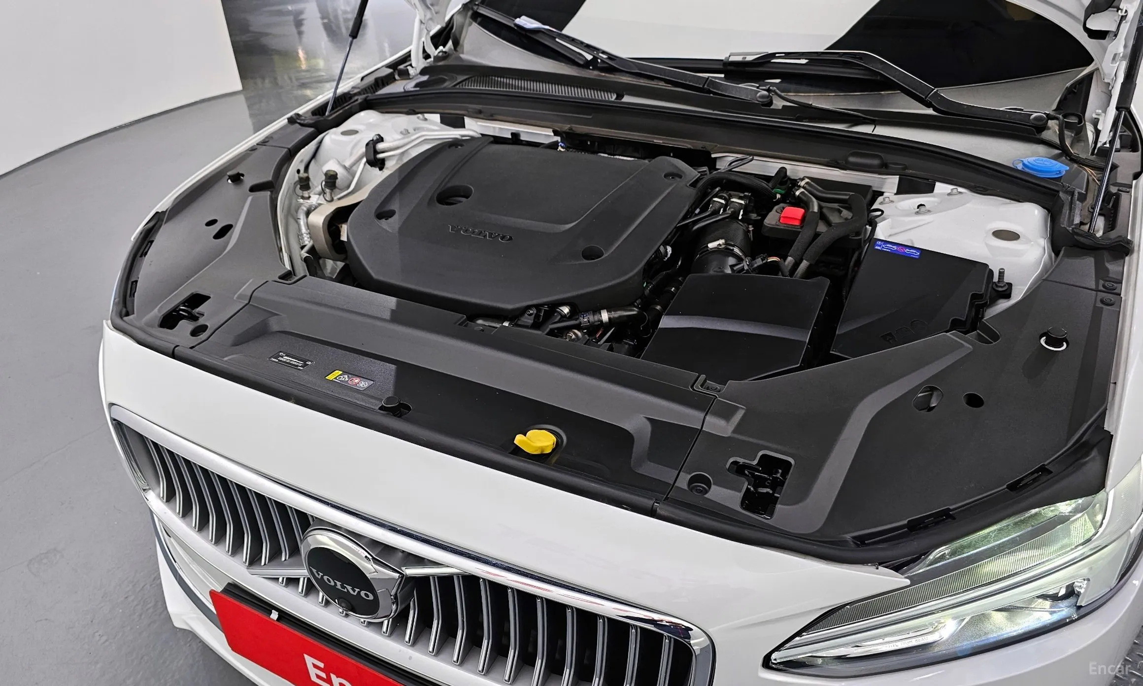 Volvo S90 превью 6