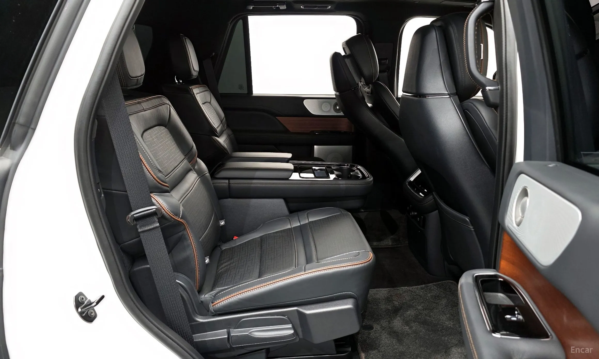 Lincoln Navigator 4th generation превью 12