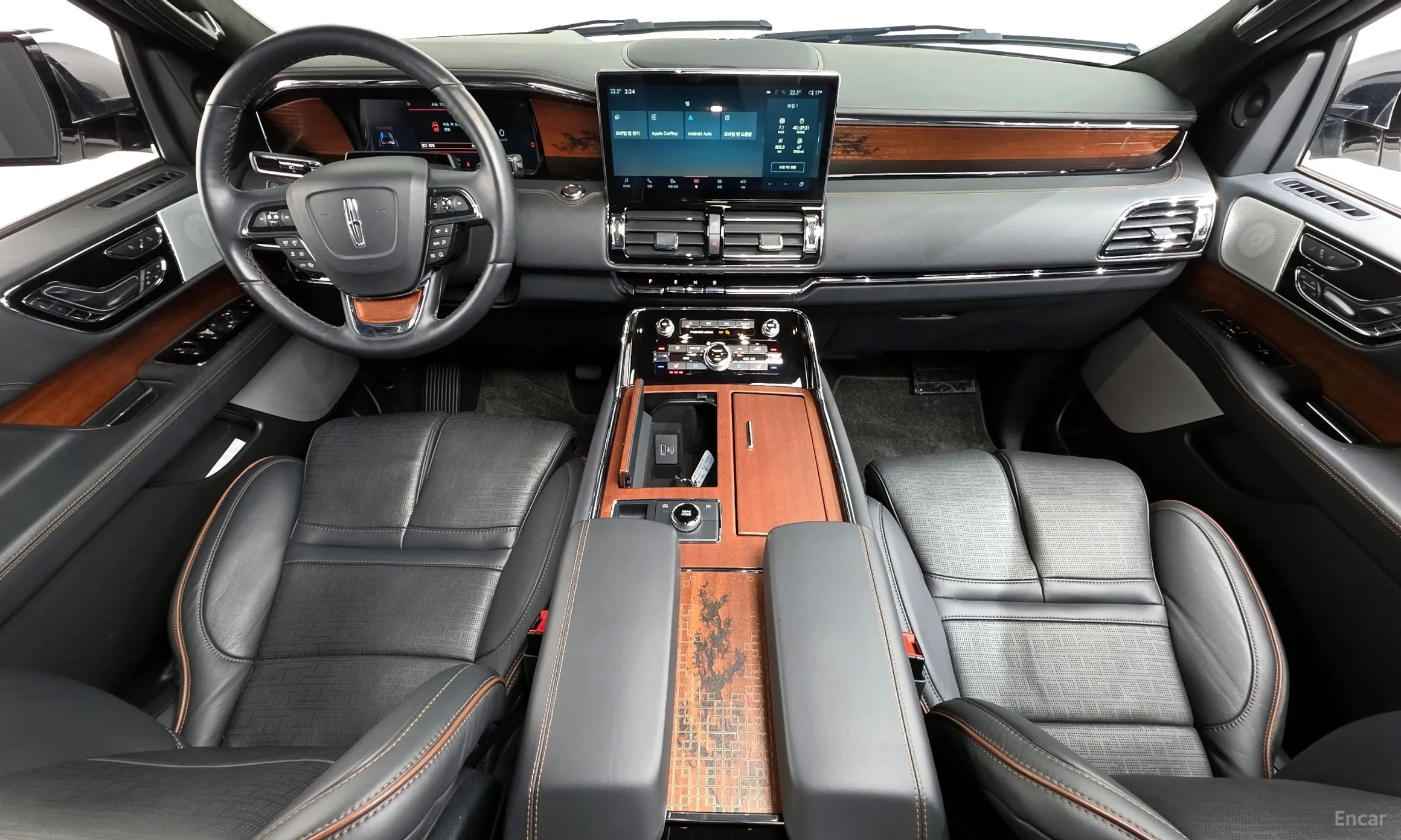 Lincoln Navigator 4th generation превью 7