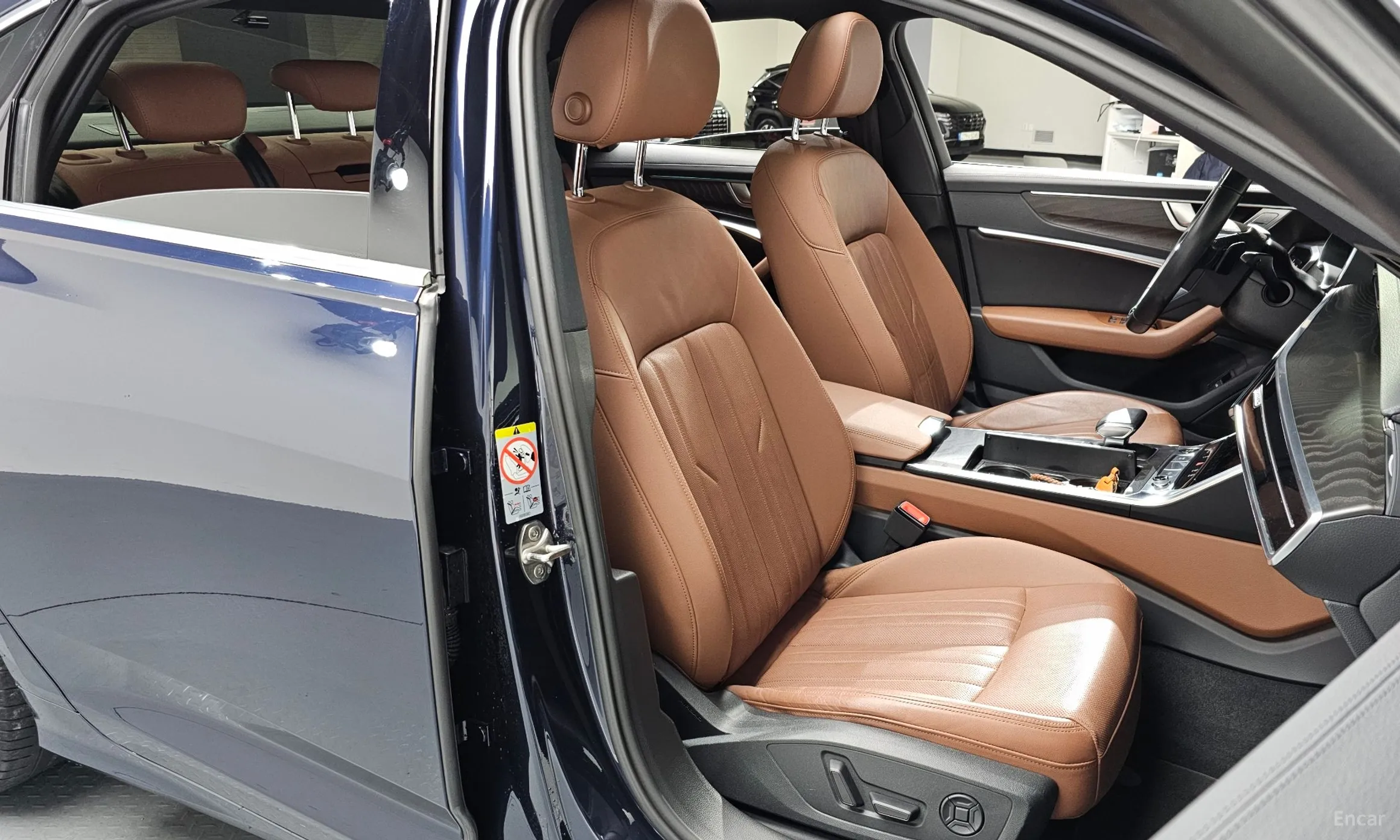 Audi A6 (C8) превью 10