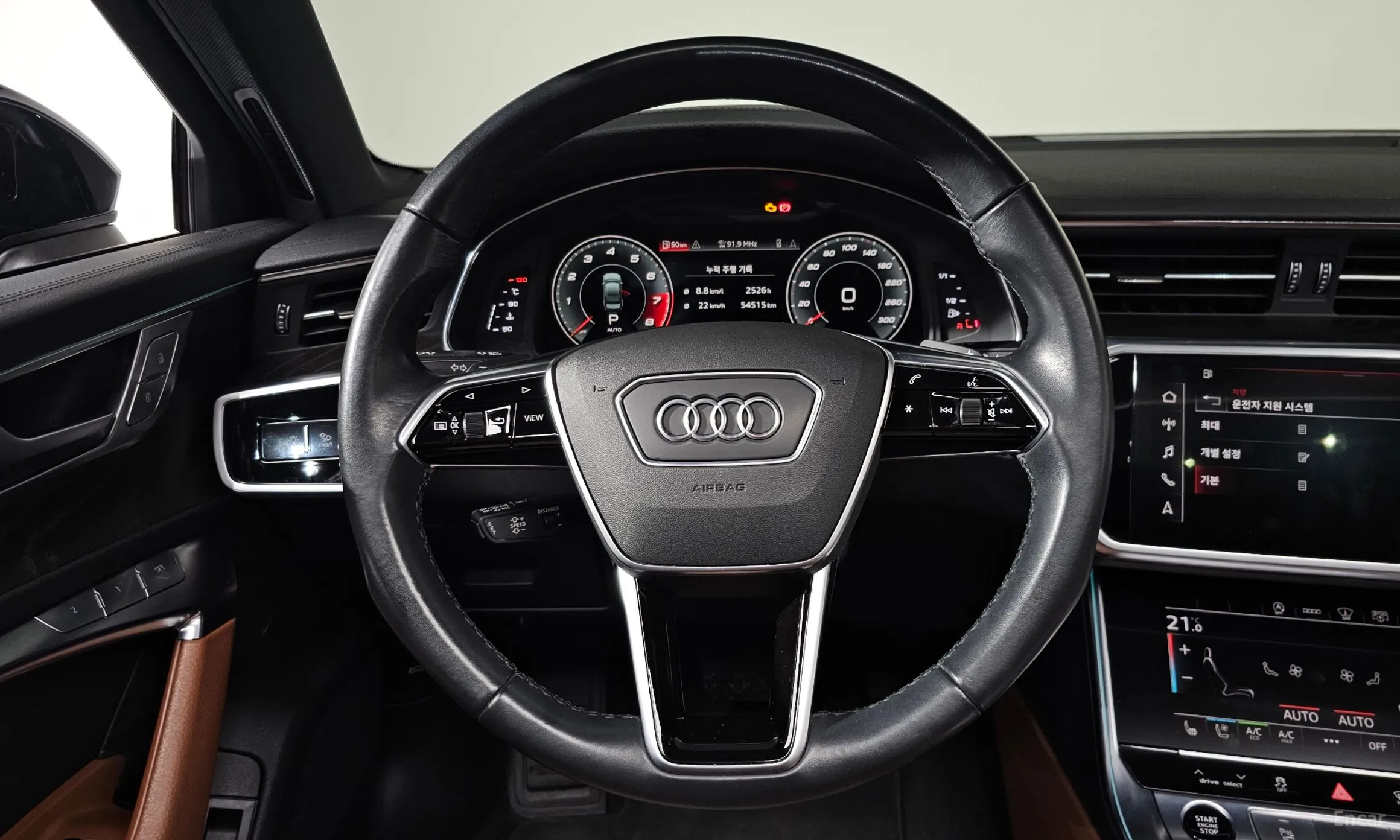 Audi A6 (C8) превью 13