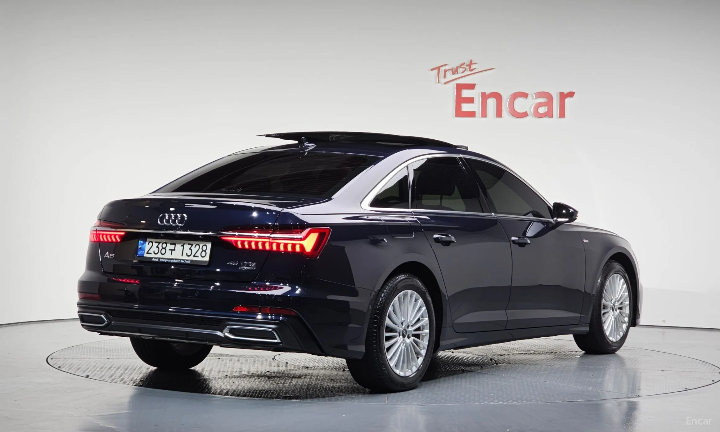 Audi A6 (C8)