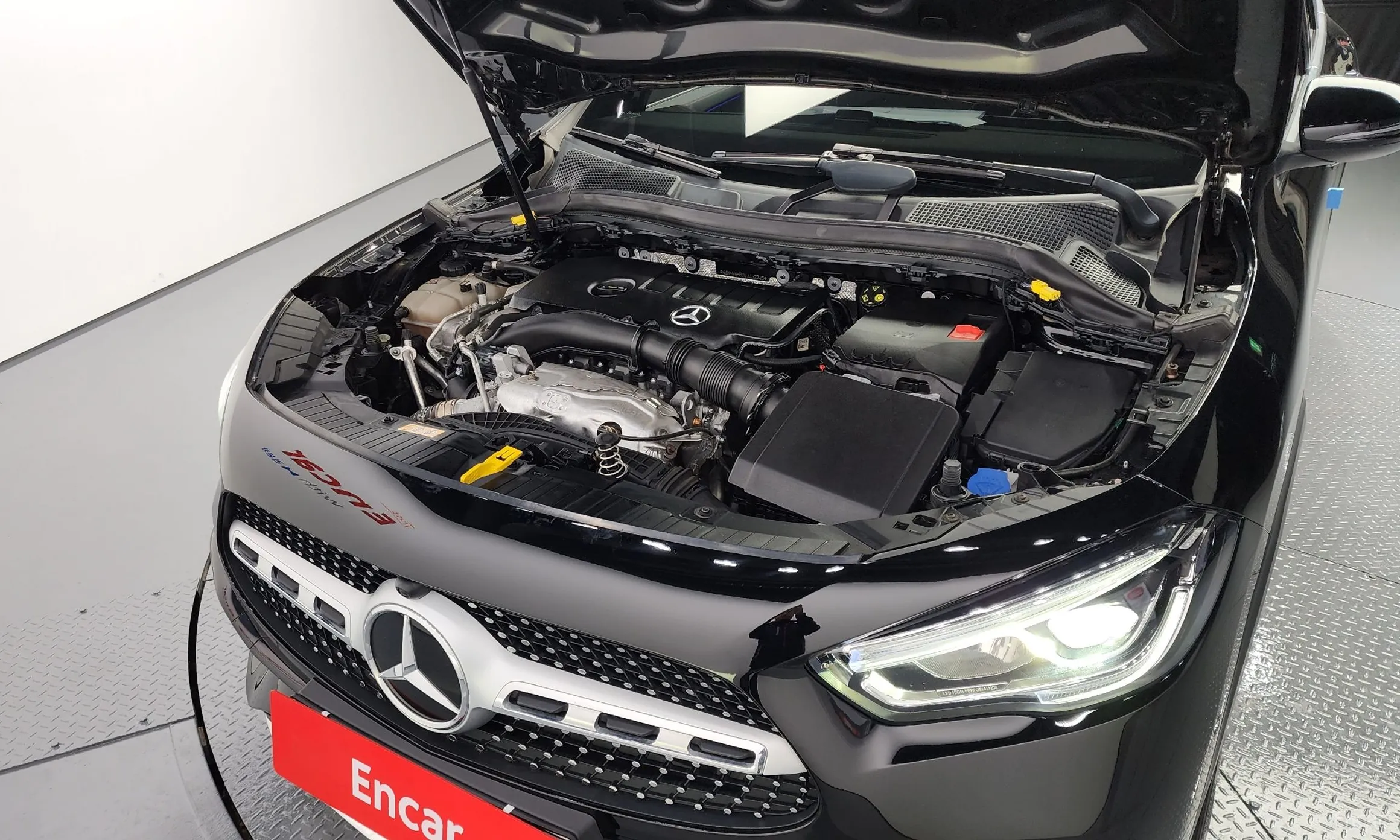 Mercedes Benz GLA-Class H247 превью 6