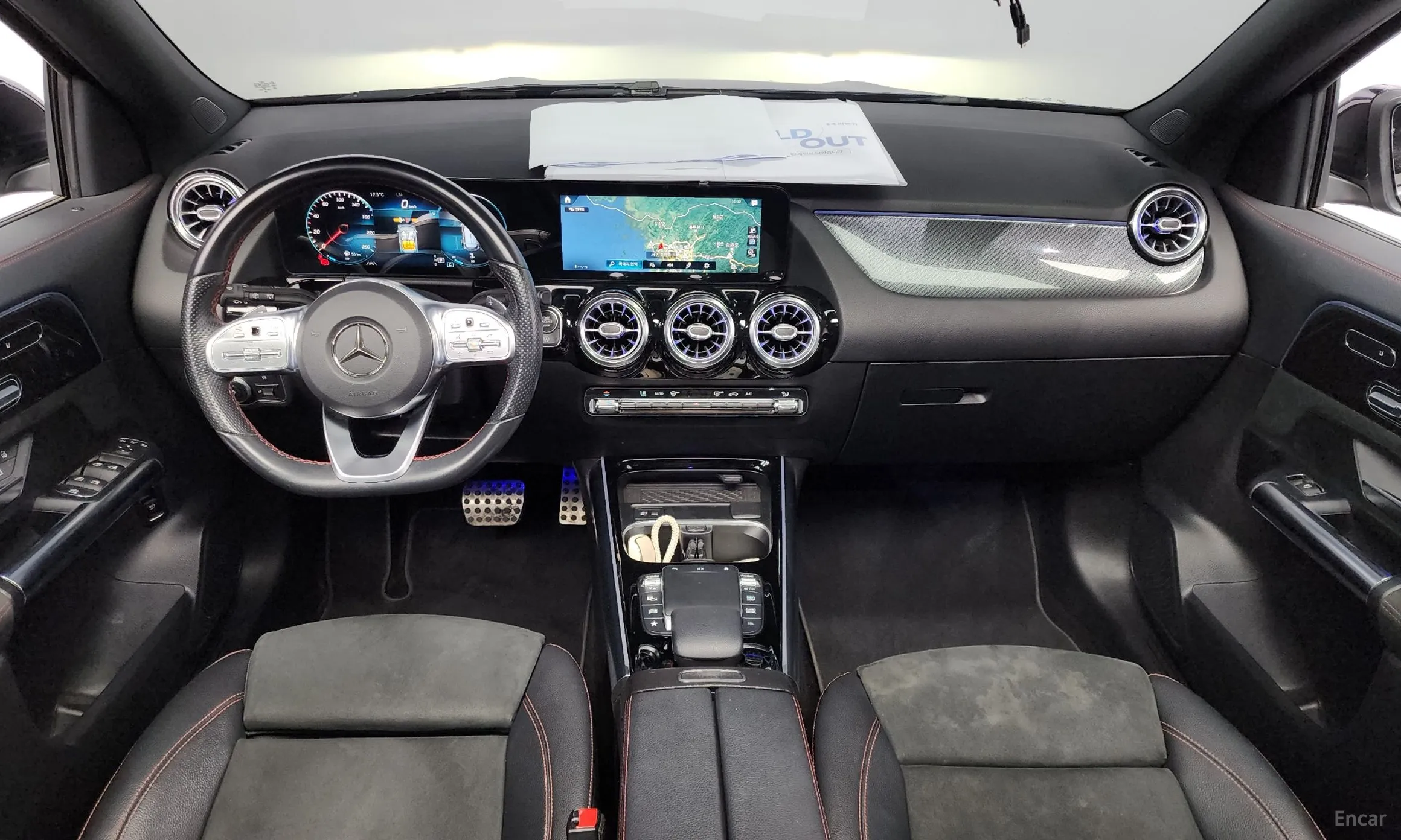 Mercedes Benz GLA-Class H247 превью 7