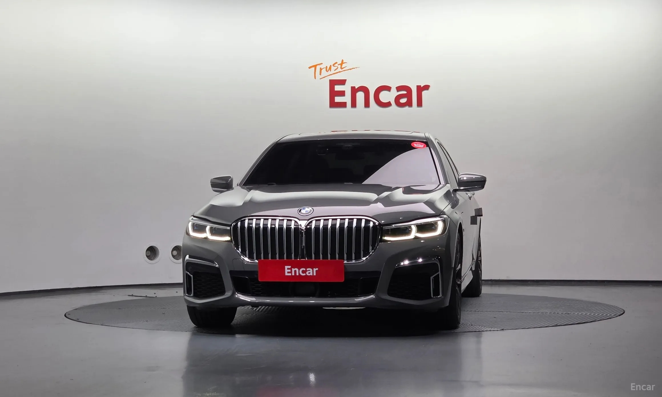 BMW 7 Series (G11) превью 3