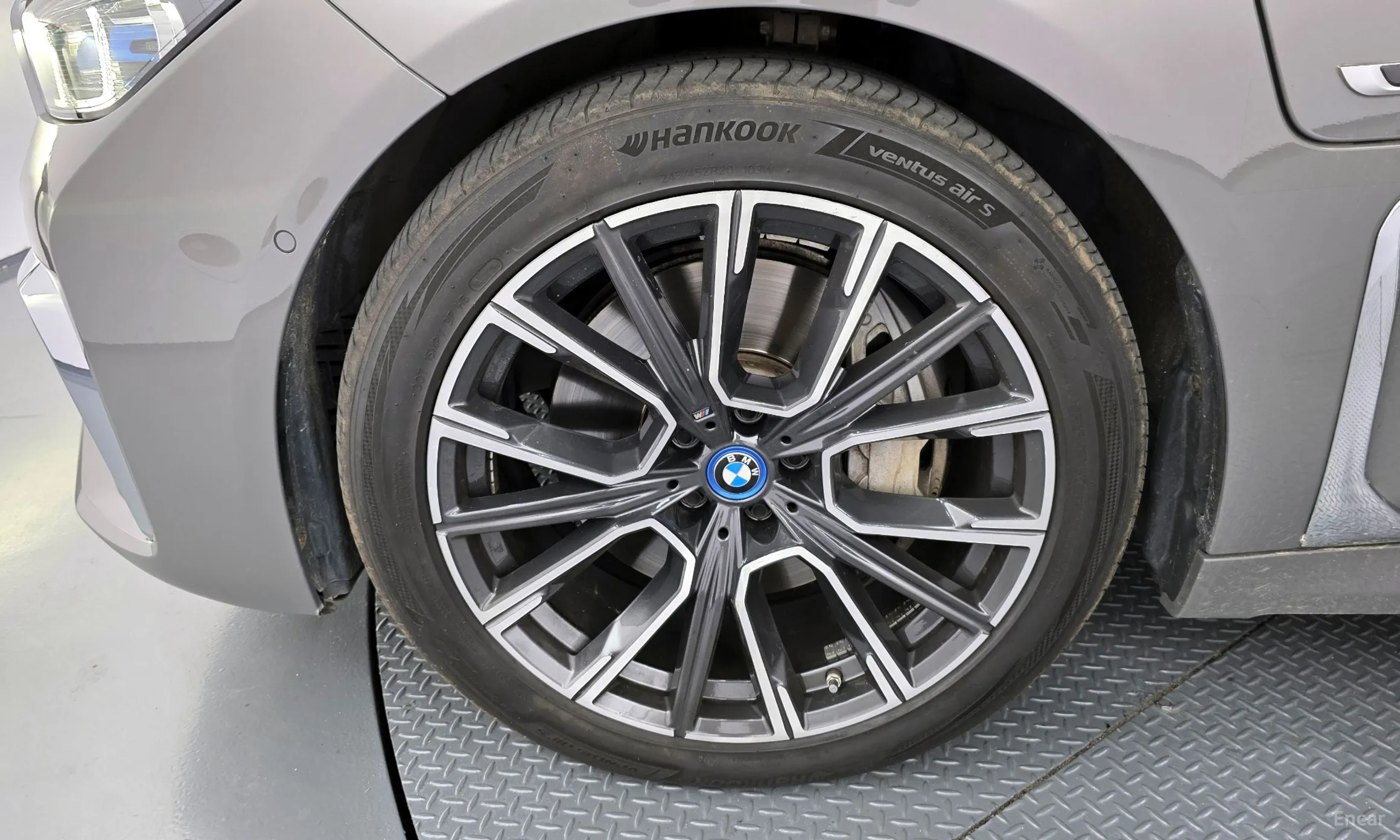 BMW 7 Series (G11) превью 5