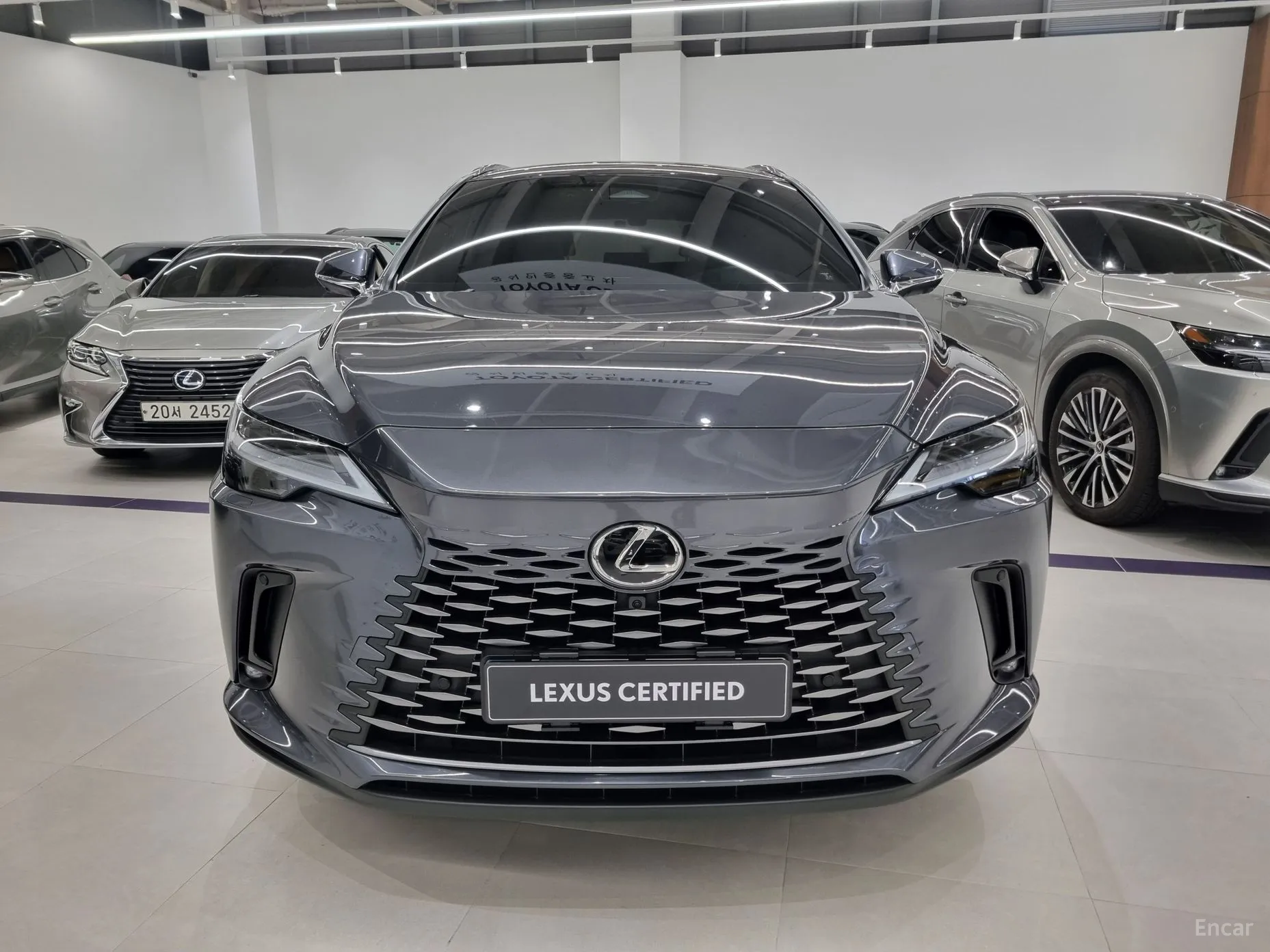 Lexus RX450h + 5th Gen превью 3