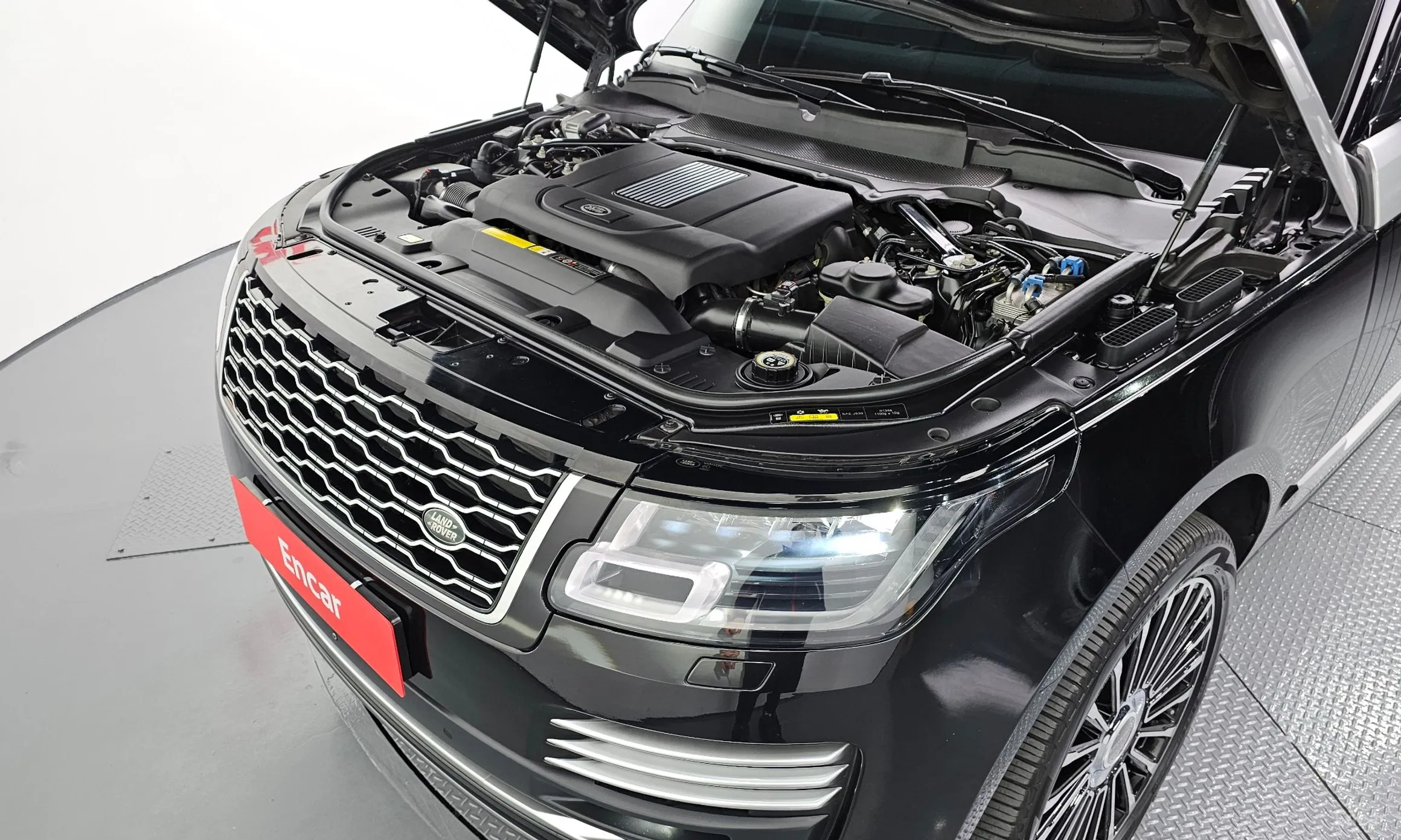 Land Rover Range Rover 4th Generation превью 6