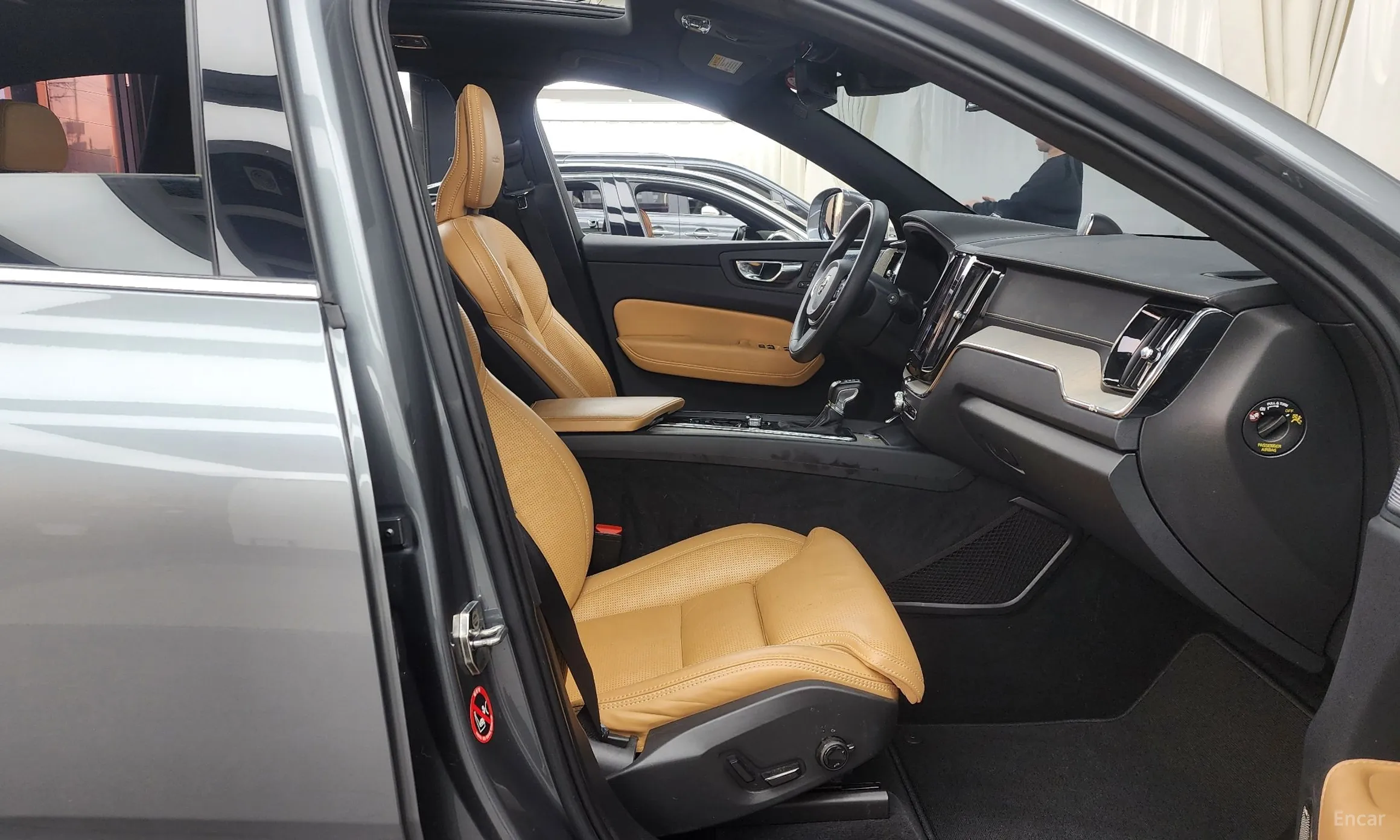 Volvo XC60 Gen 2 превью 11