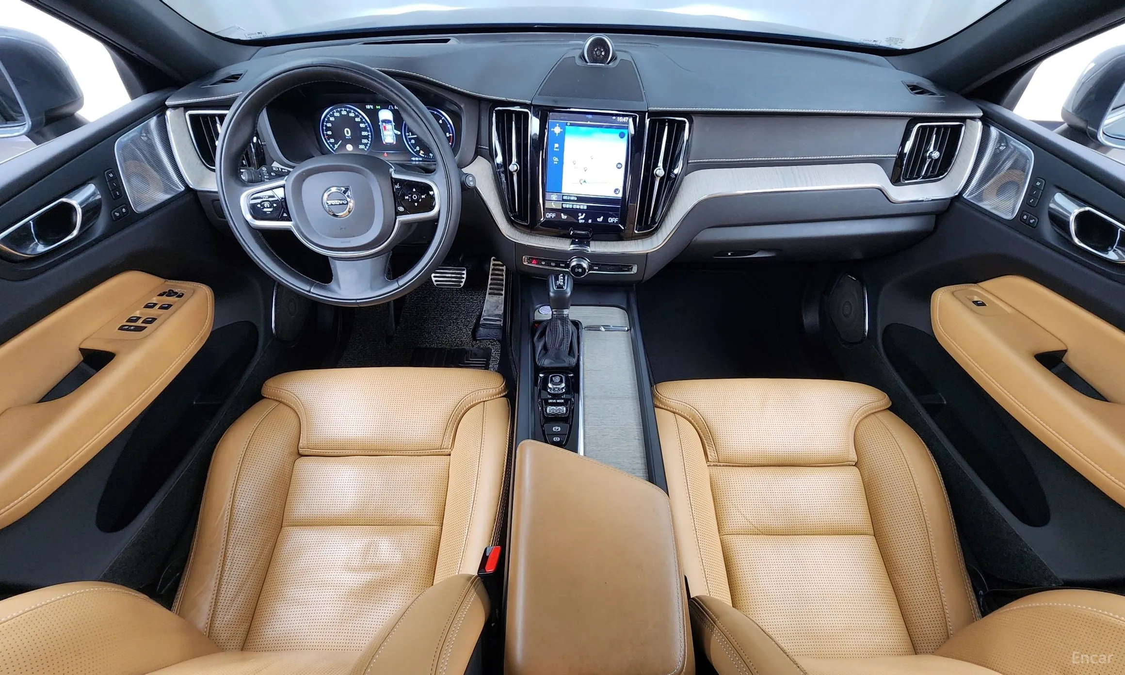 Volvo XC60 Gen 2 превью 7