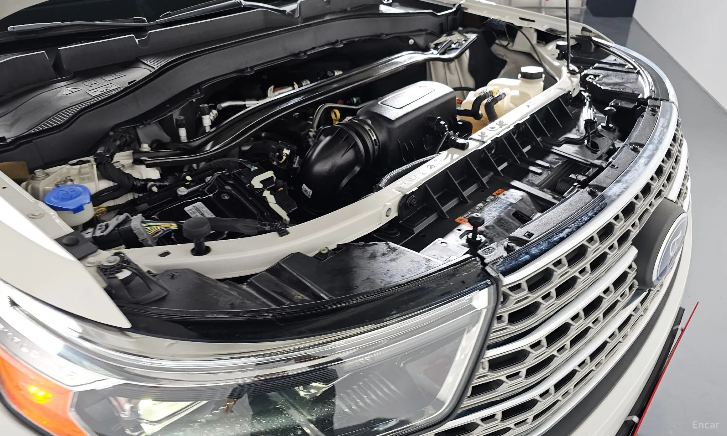 Ford Explorer 6th Generation превью 6