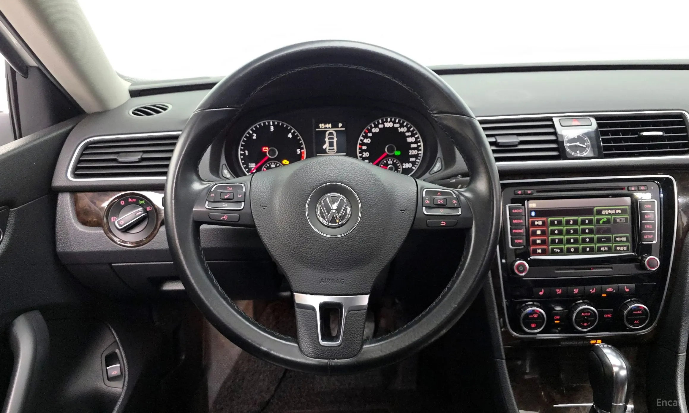 Volkswagen The New Passat превью 13