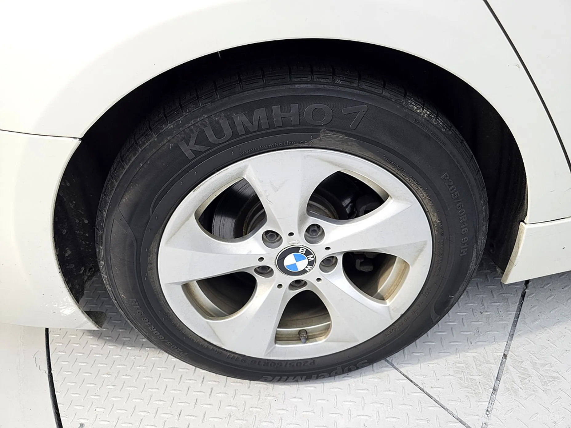 BMW 3 Series (F30) превью 20