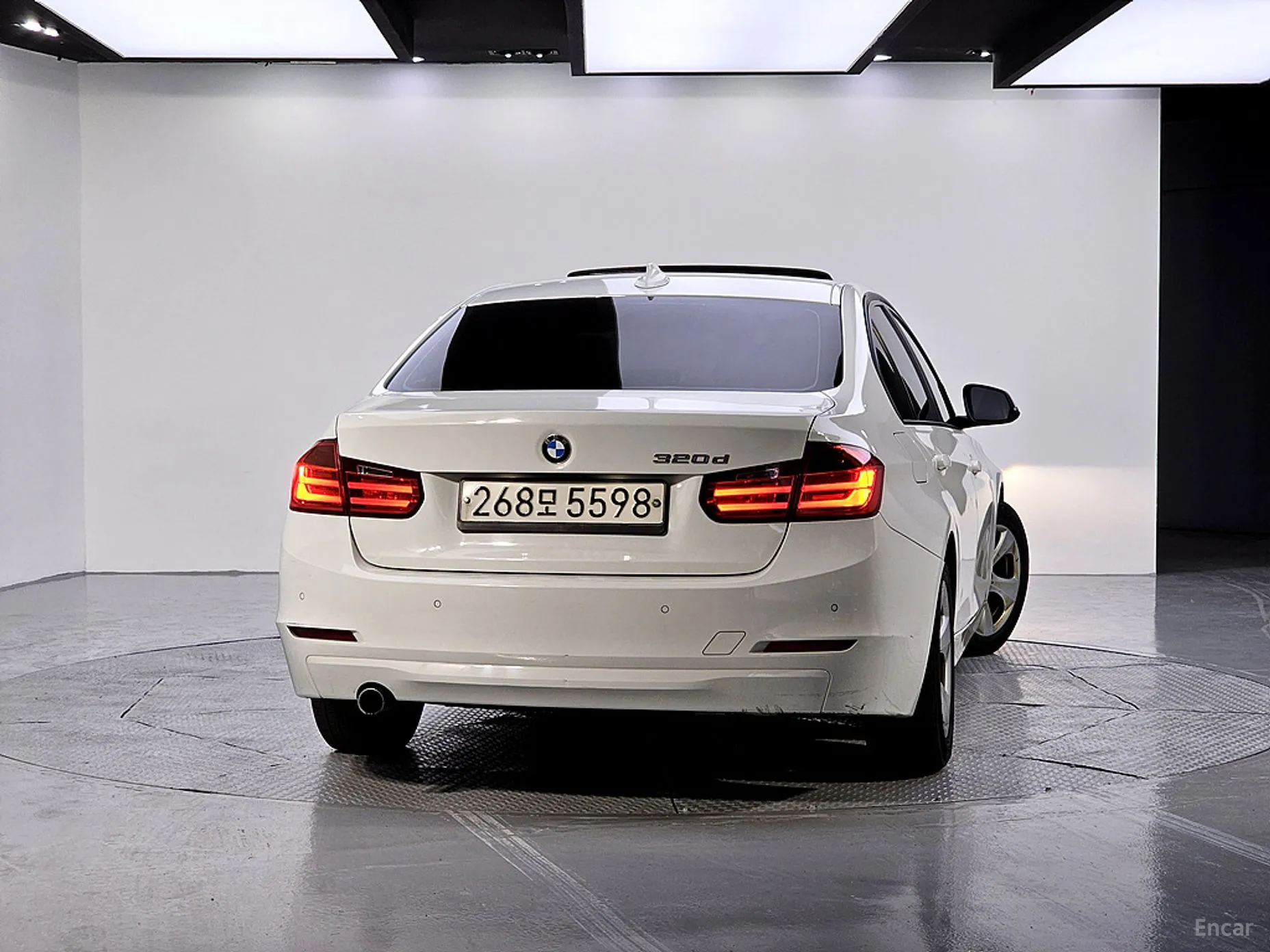 BMW 3 Series (F30) превью 3