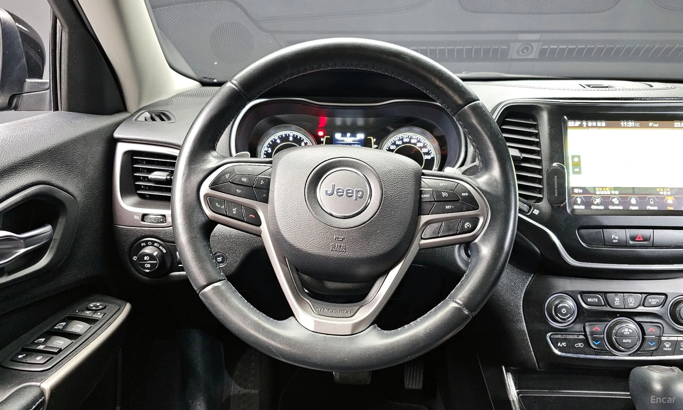 Jeep Cherokee (KL) превью 13