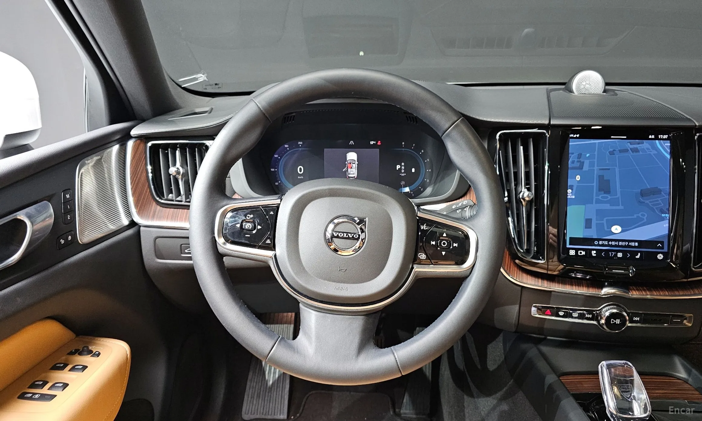 Volvo XC60 Gen 2 превью 13