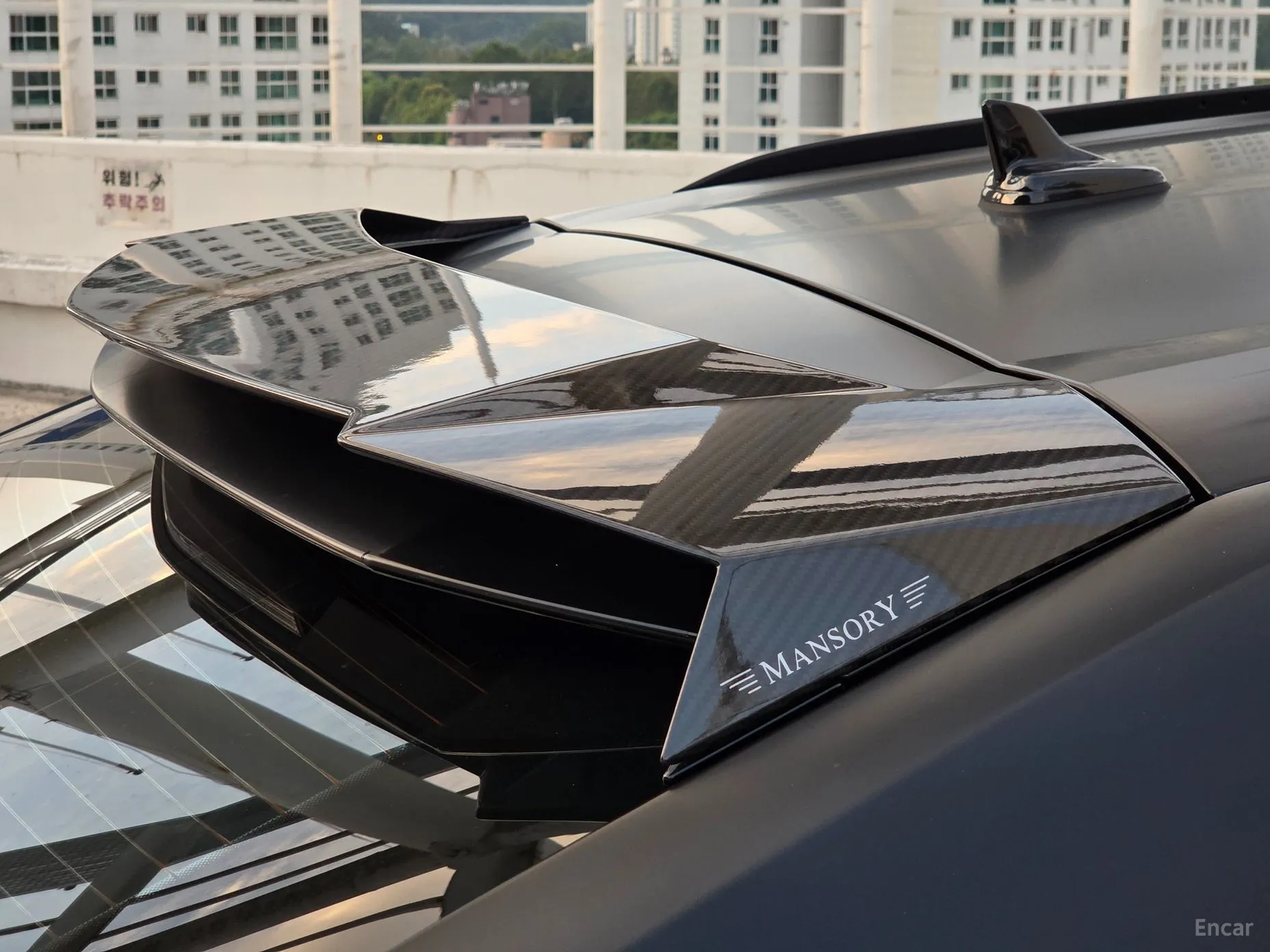 Lamborghini Urus превью 17