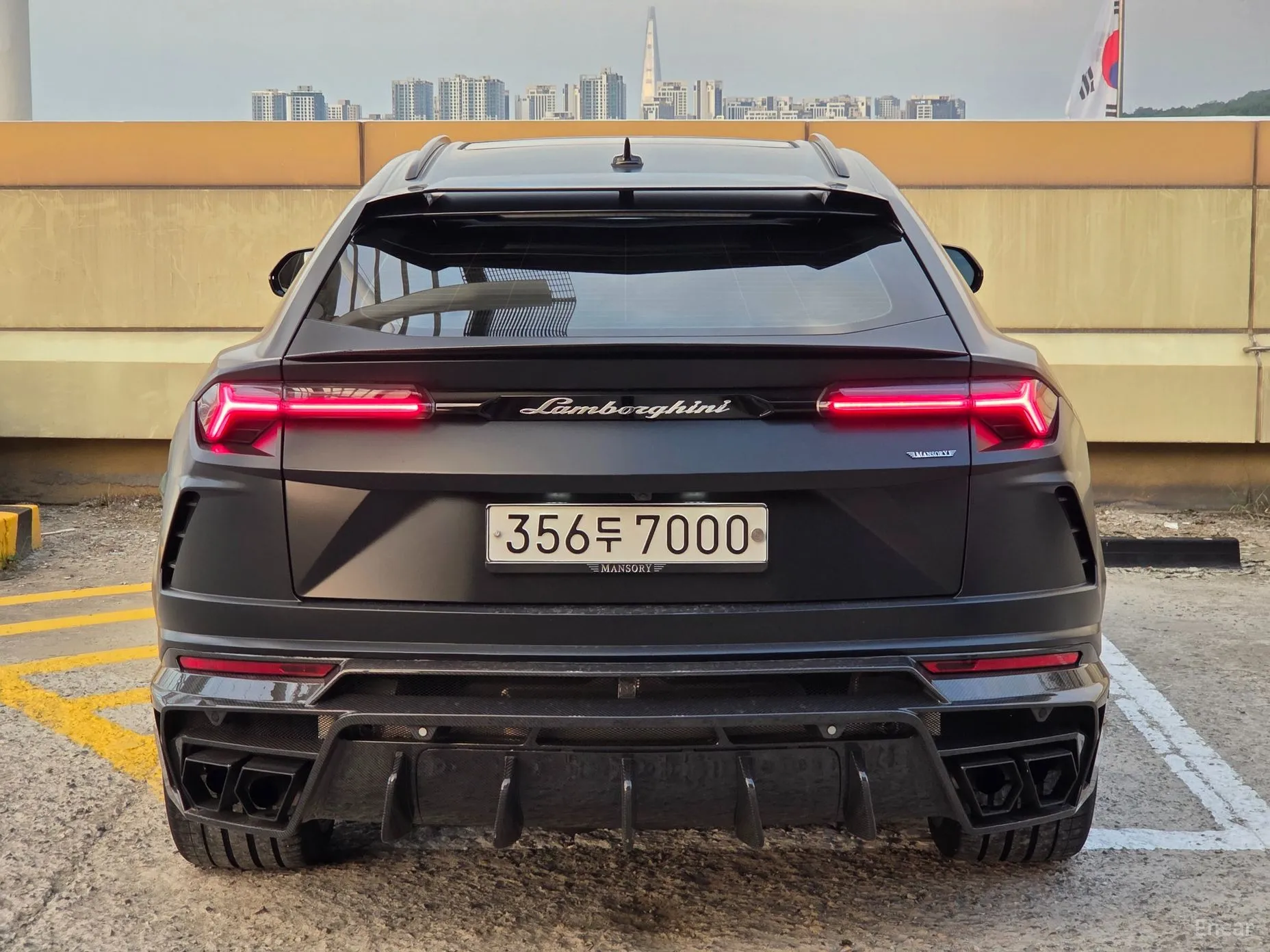 Lamborghini Urus превью 4